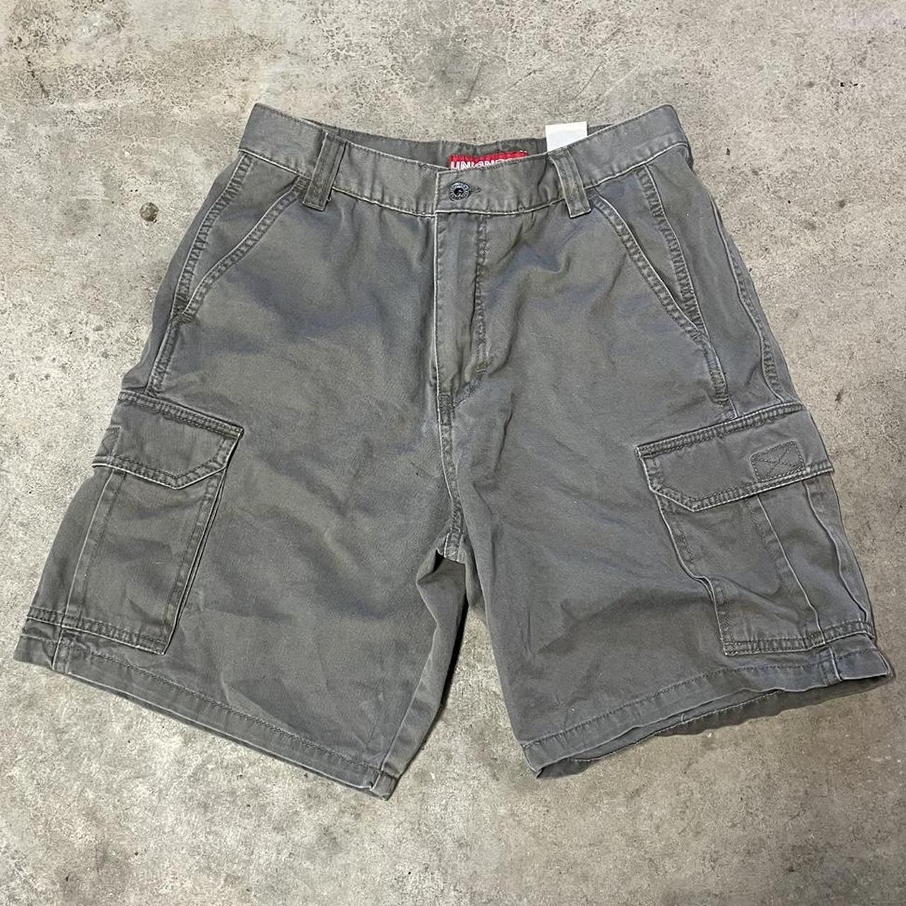 Green union bay cargo shorts with nice baggy... Depop