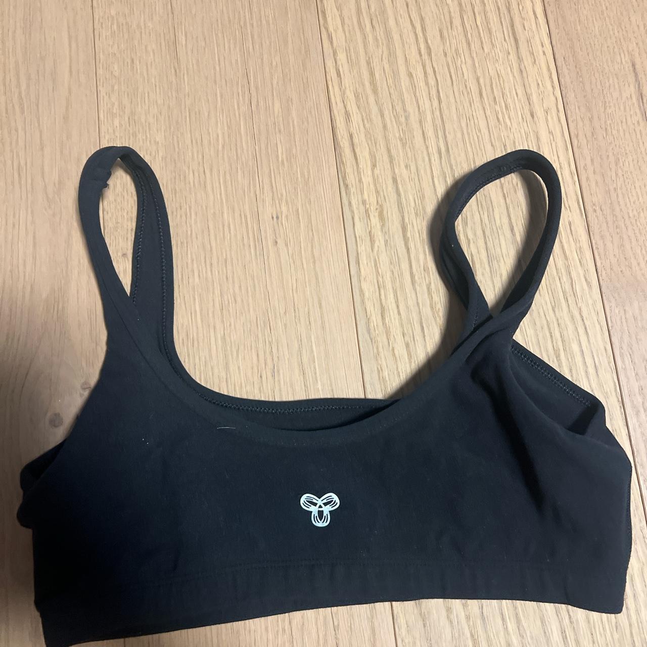 aritzia tna action sports bra size medium #aritzia - Depop