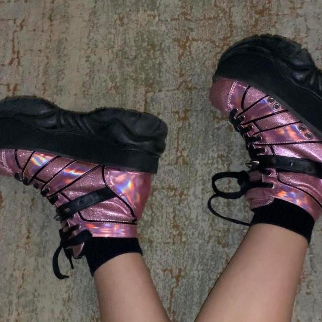 demonia neptune boots