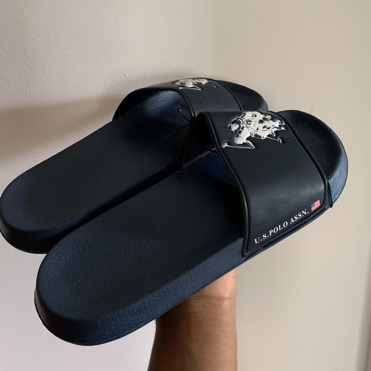 mens navy blue nike slides