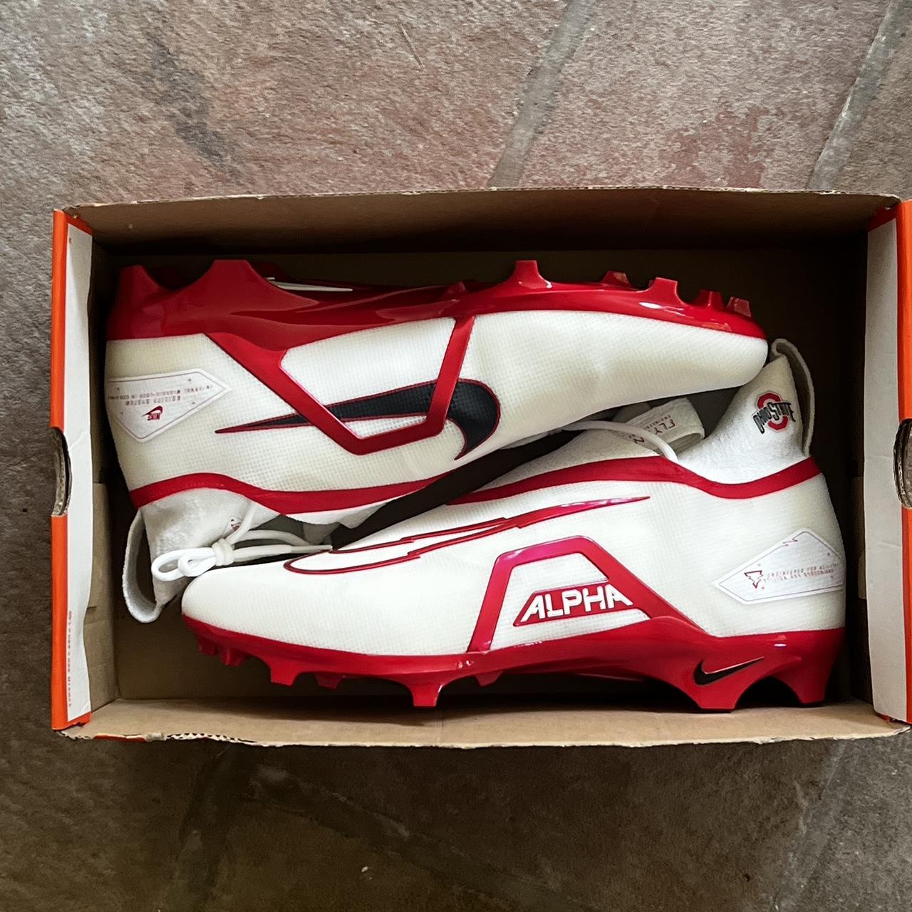 15 wide football cleats online