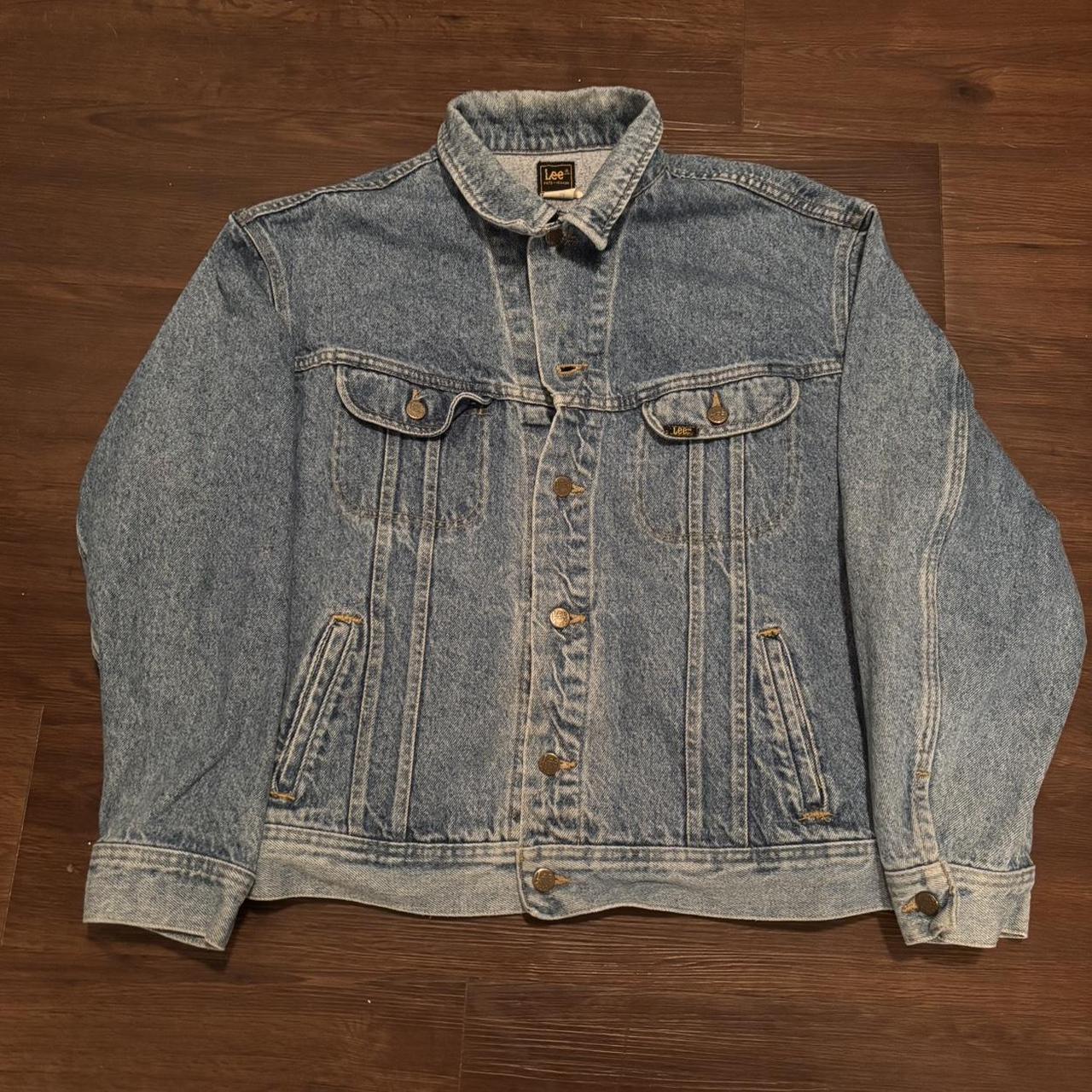 item listed by xavay