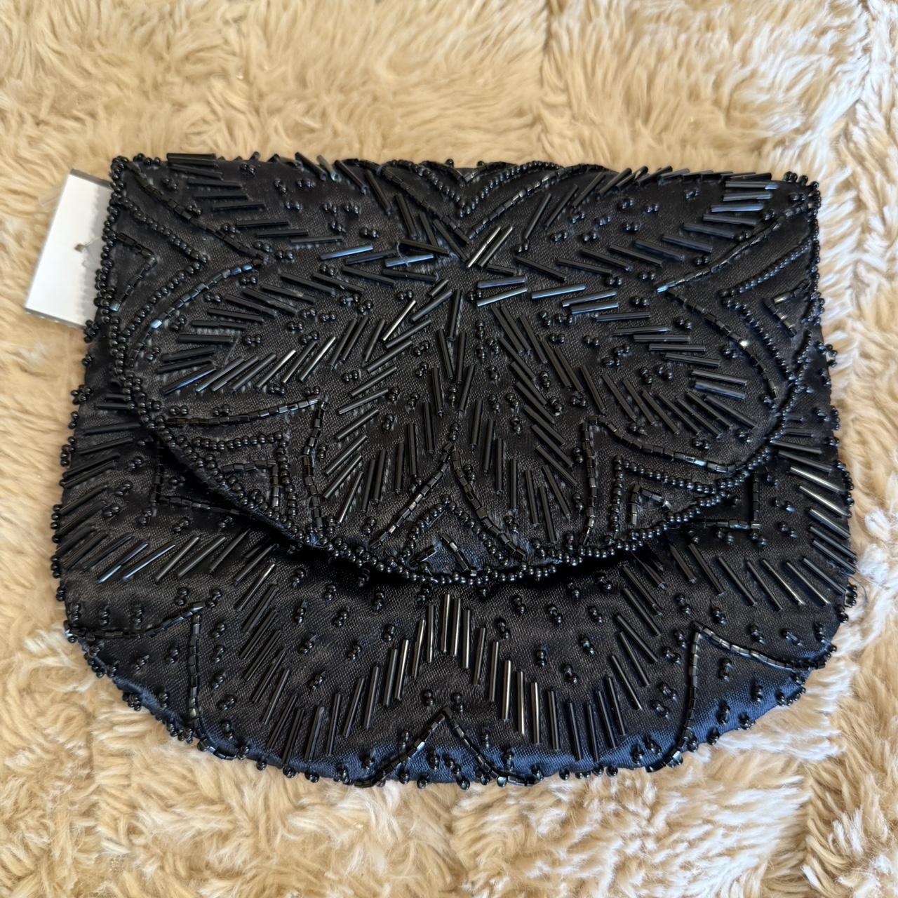 item listed by leilani1422