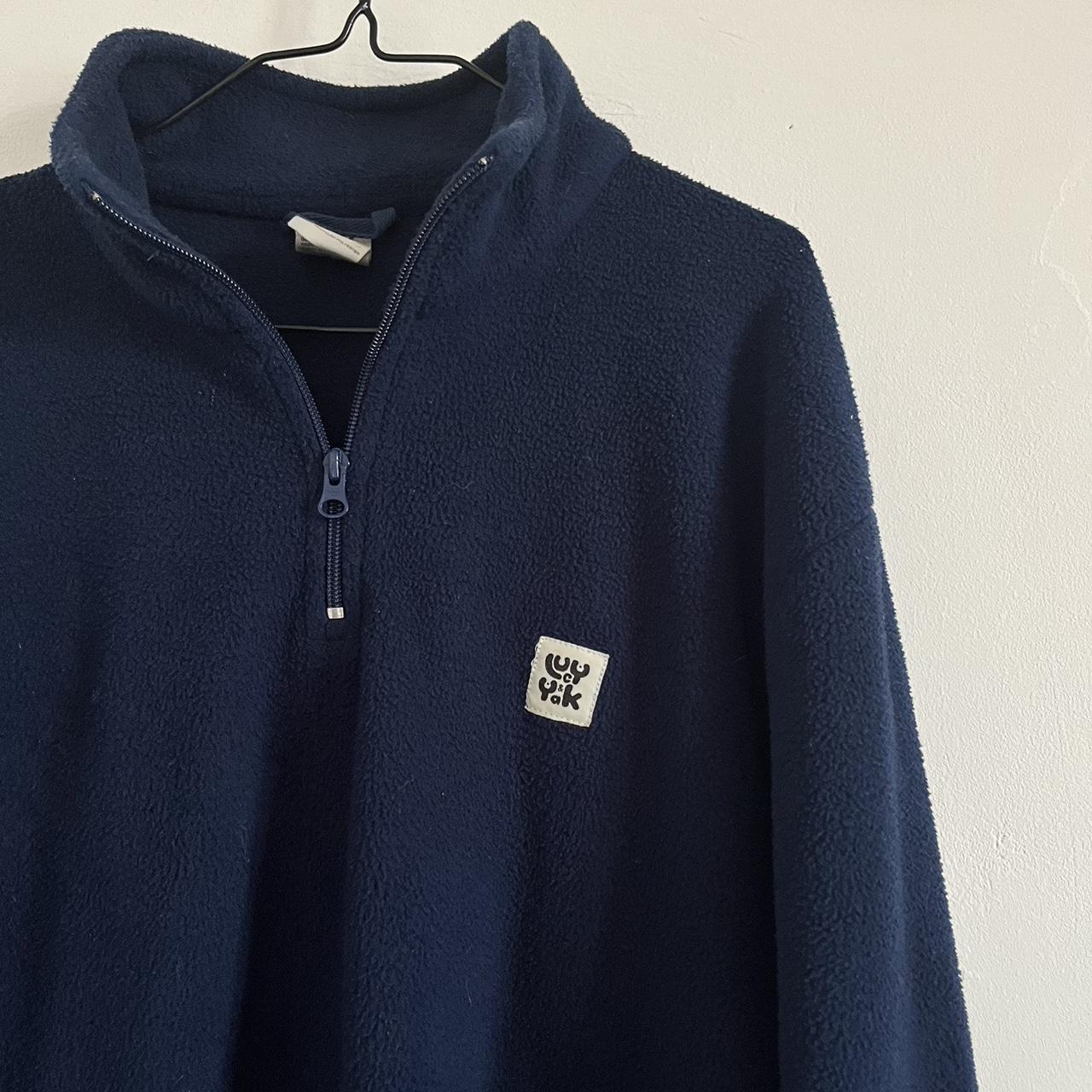 Lucy and Yak Women's Navy and White Jumper | Depop