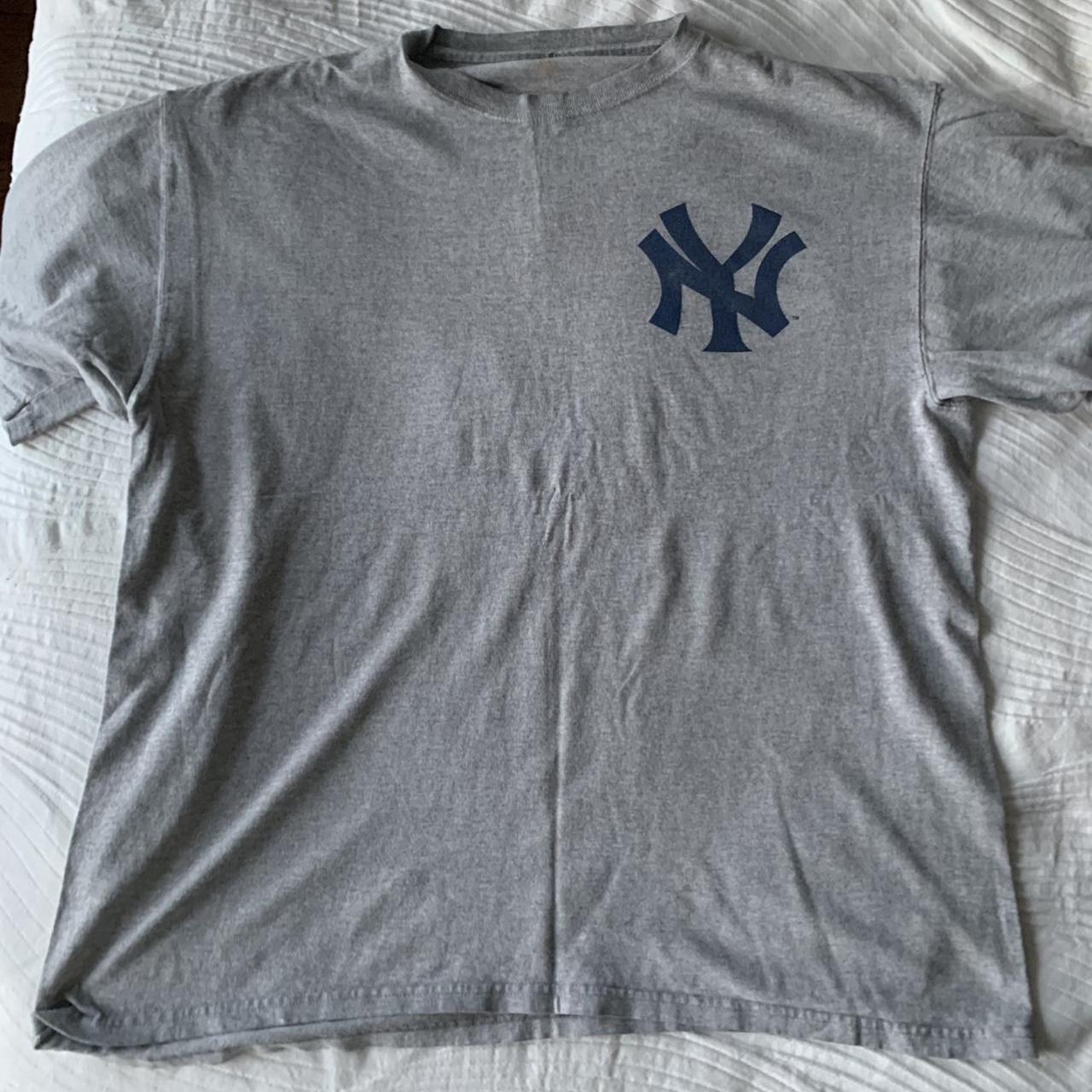 2010 New York Yankees Derek Jeter Tee Size: Medium - Depop