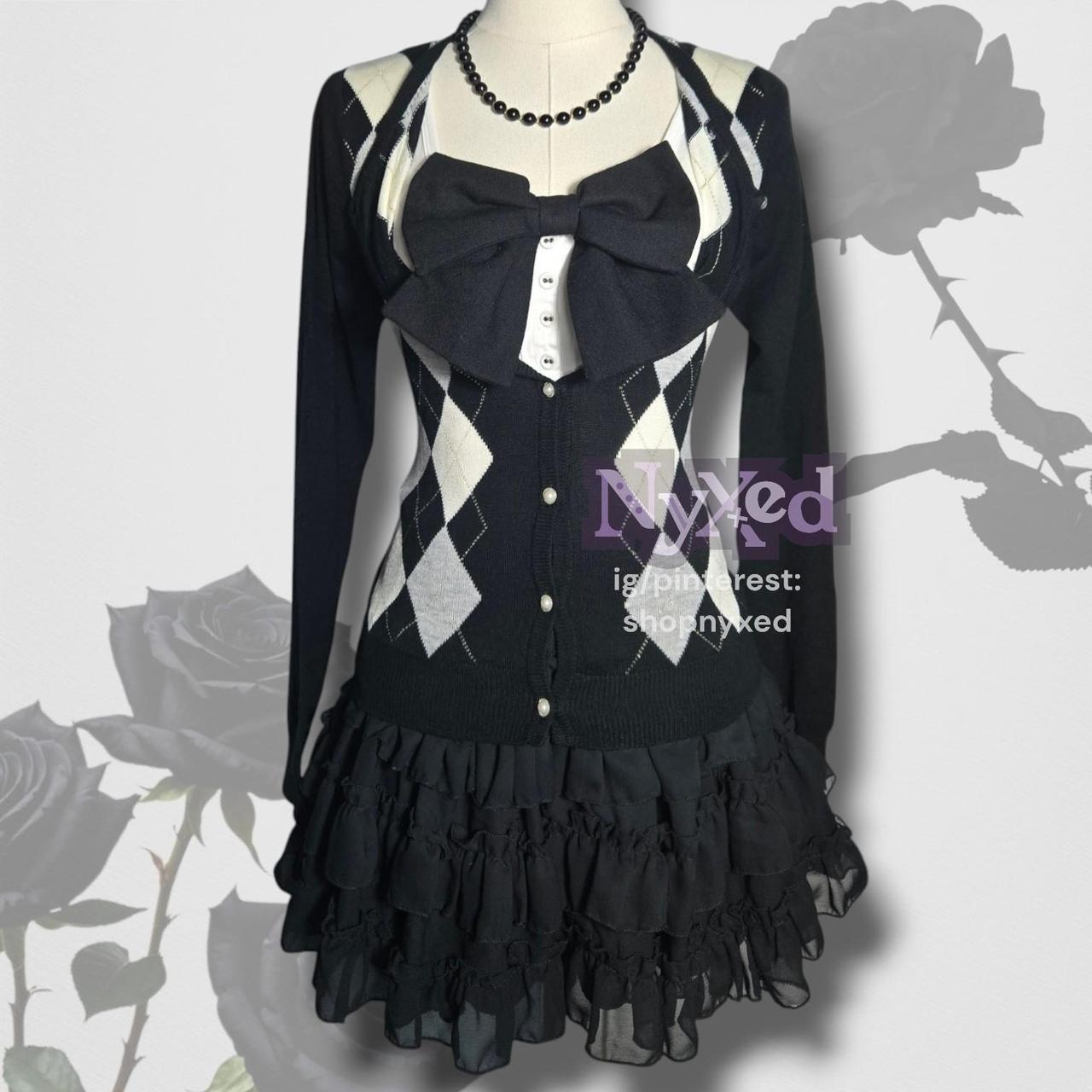 item listed by nyxed