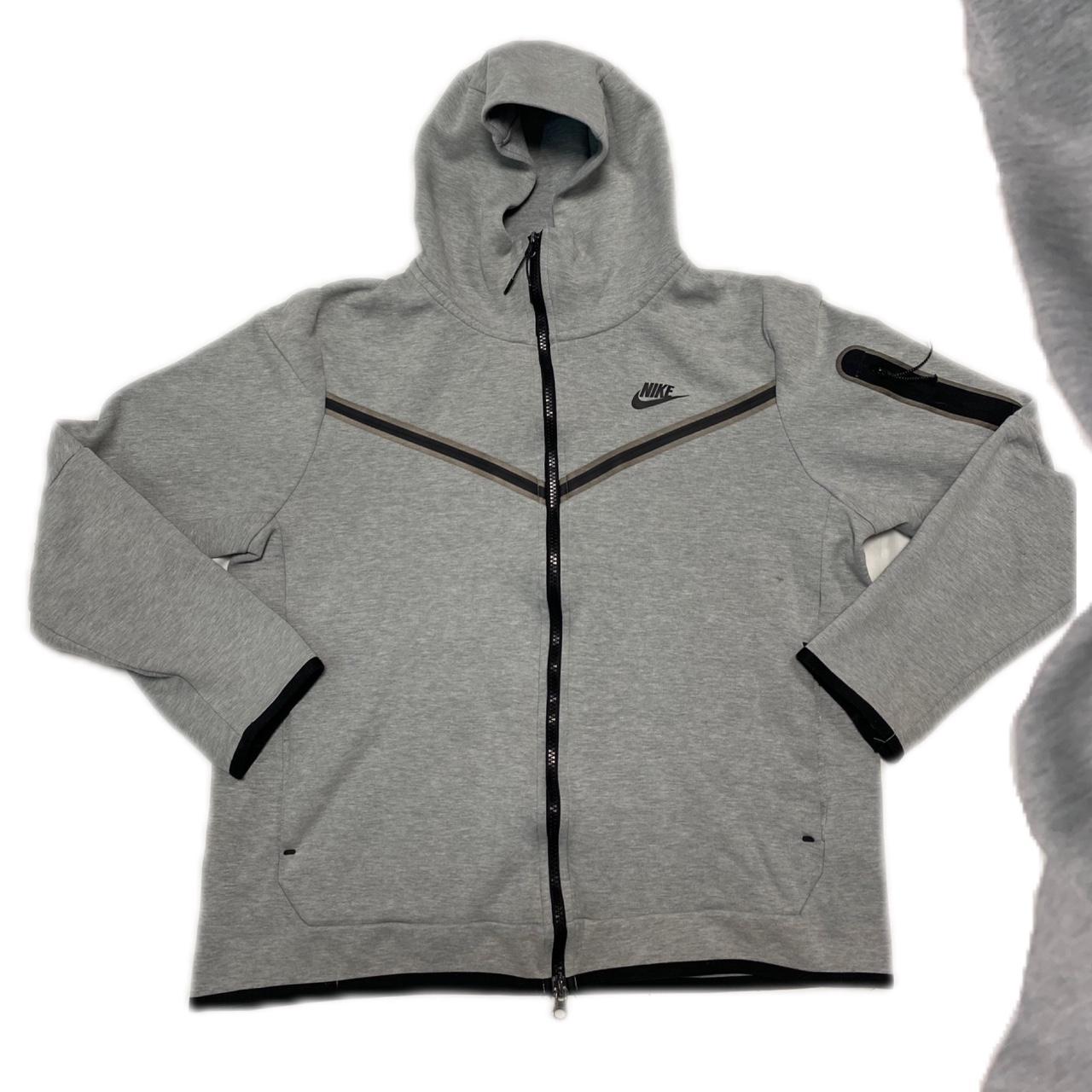 Nike Men's Grey and Black Jacket Depop