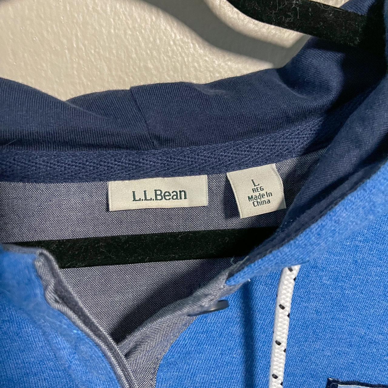 L.L.Bean Women's Blue and White Sweatshirt | Depop