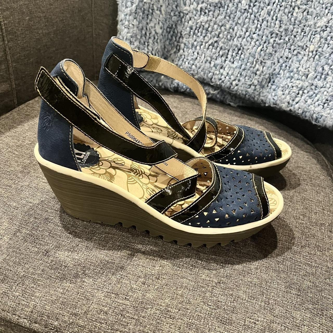 Fly London Women's Black and Navy Sandals