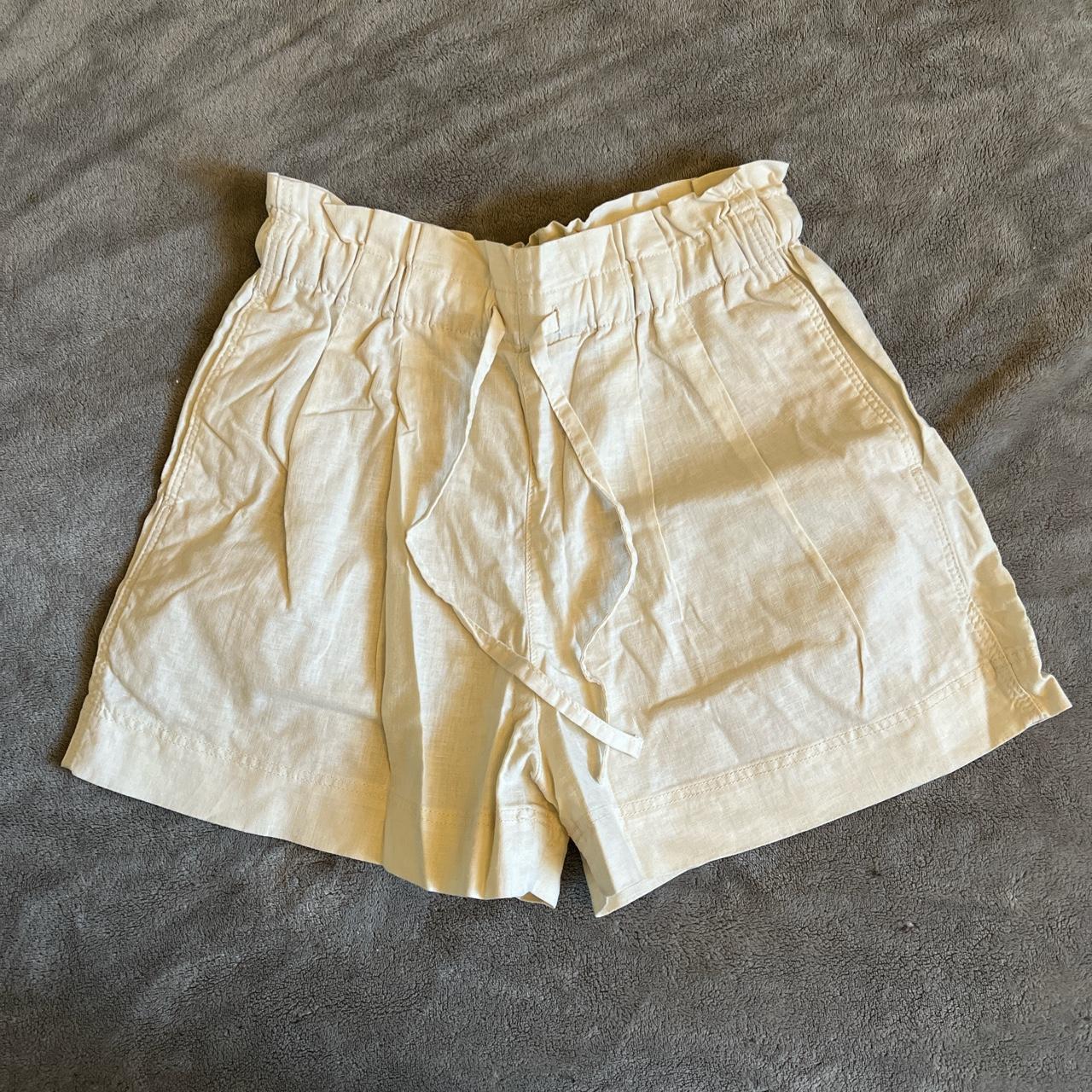 cotton linen shorts 🩳 , no stains, no flaws , high