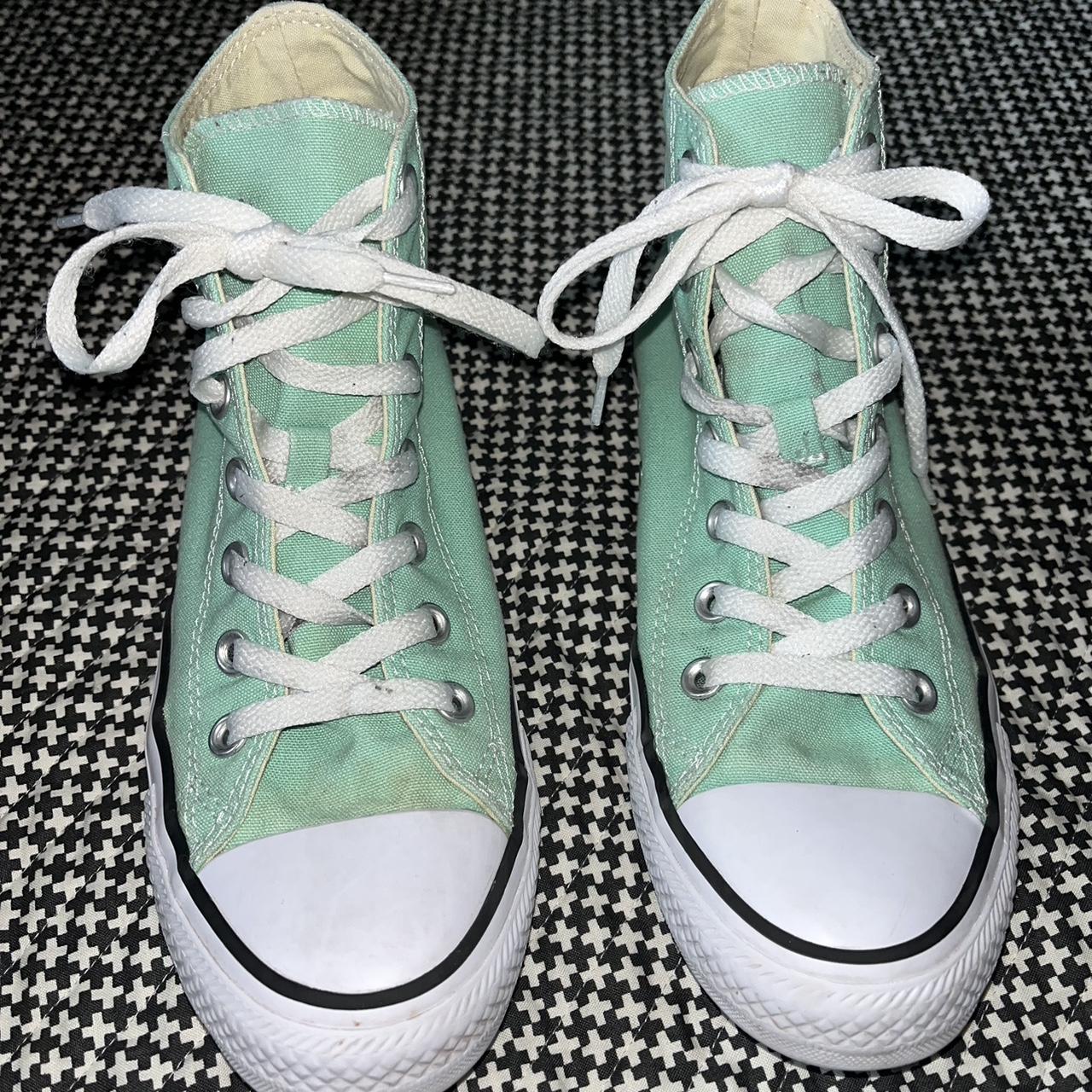 Converse Women's Green Trainers | Depop