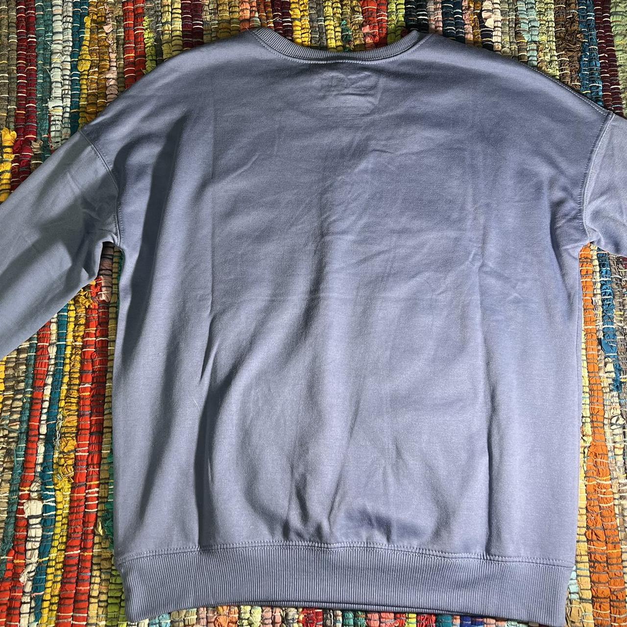 Target Women's Blue and White Sweatshirt (3)