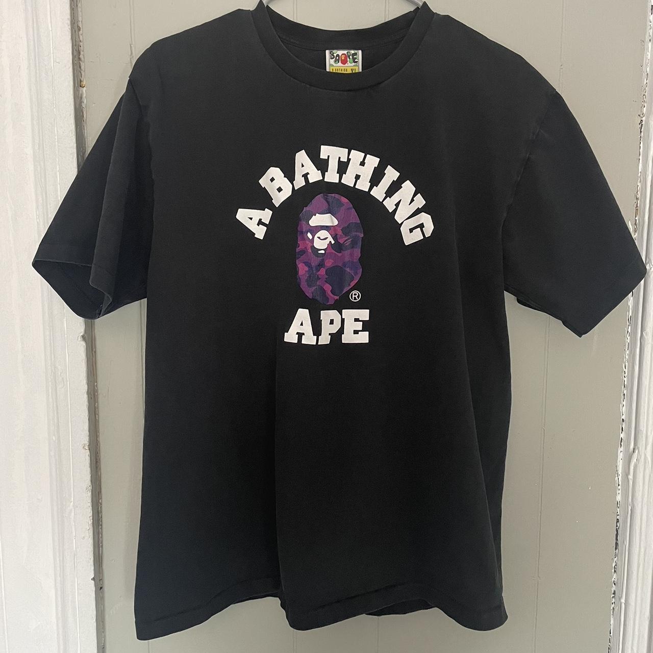 BAPE Men's Black T-shirt | Depop