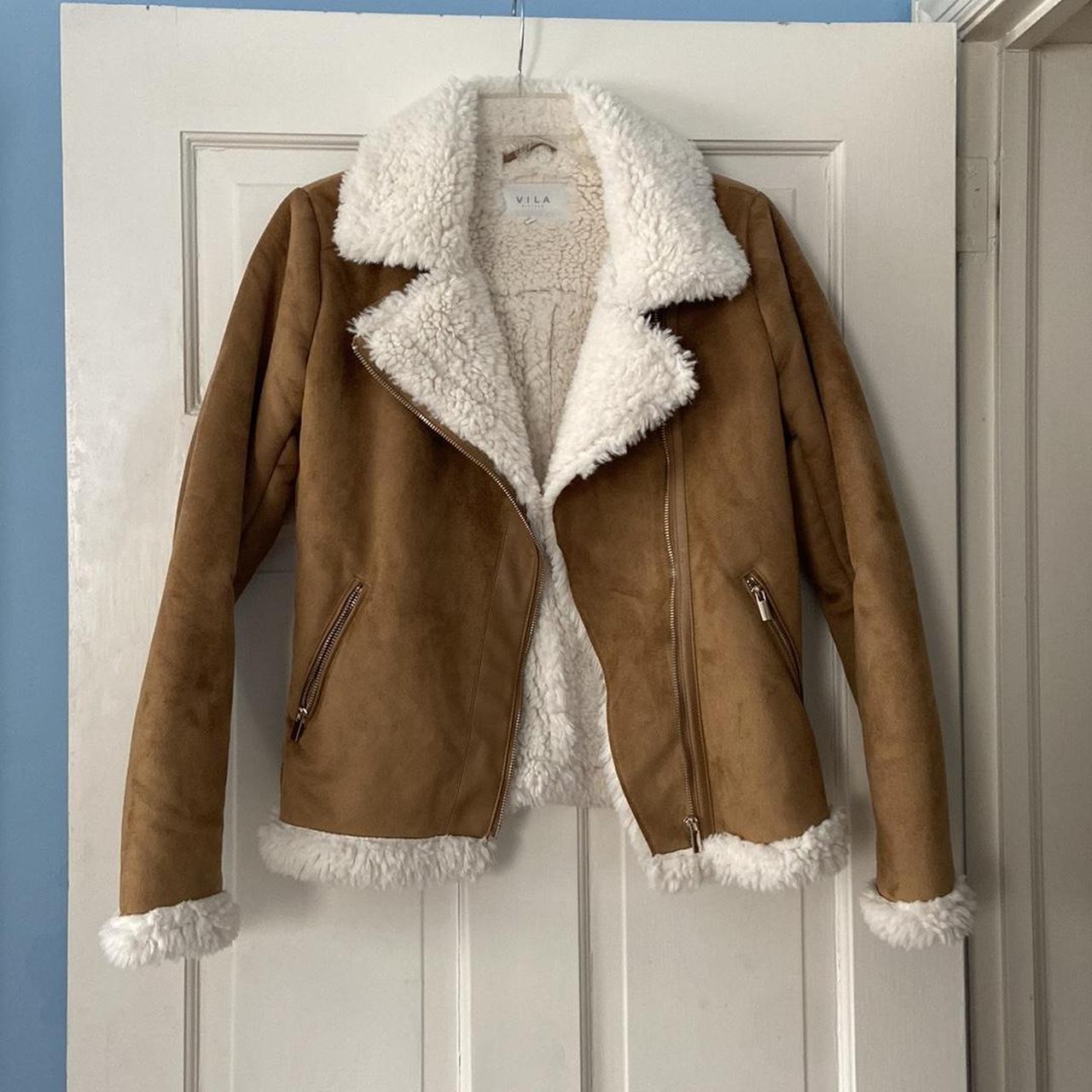 Vila Women's Brown and White Jacket | Depop