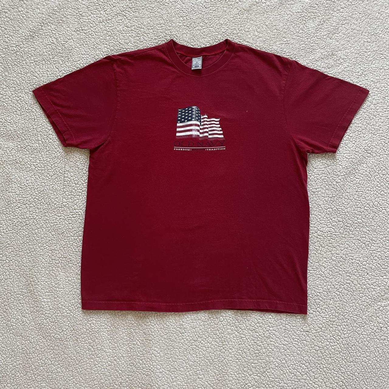 vintage 90s old navy t-shirt with american flag 🤍 - Depop