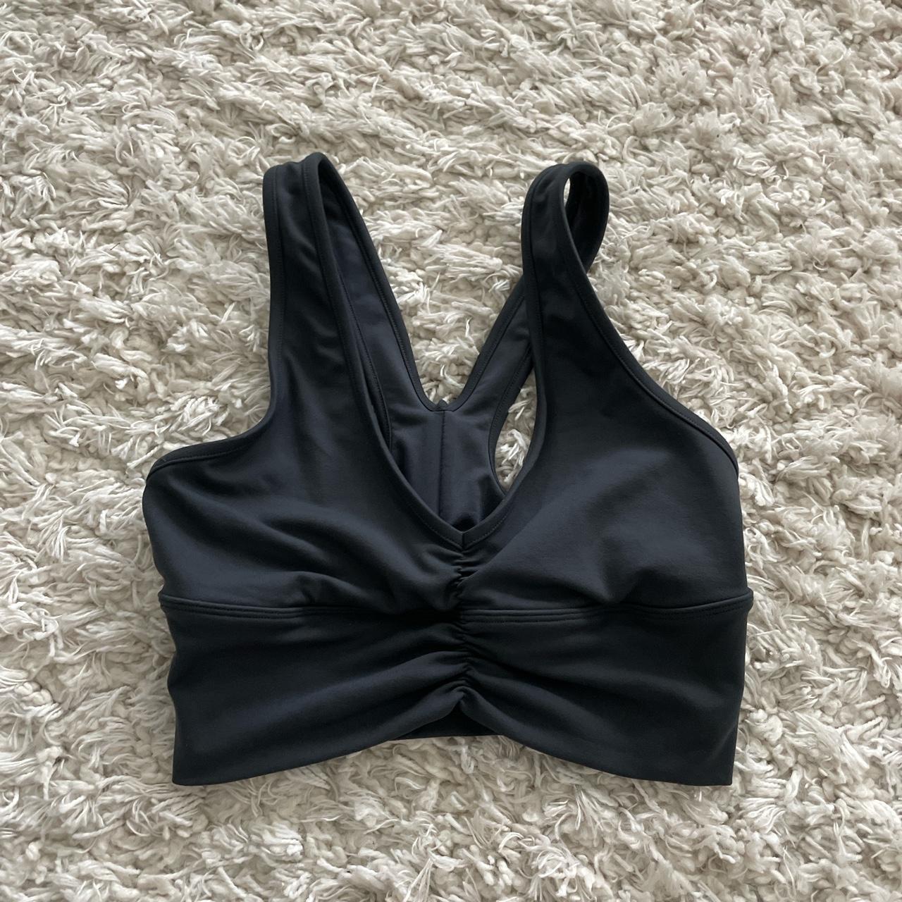 Alo yoga Wild Thing bra. In color anthracite. With - Depop