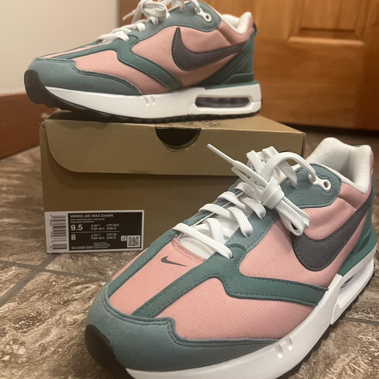 nike pink green running shoes