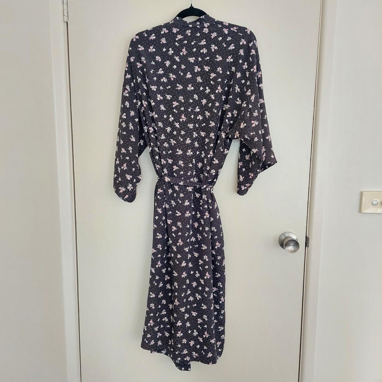 David Jones silky robe/dressing gown Size 10. In... Depop