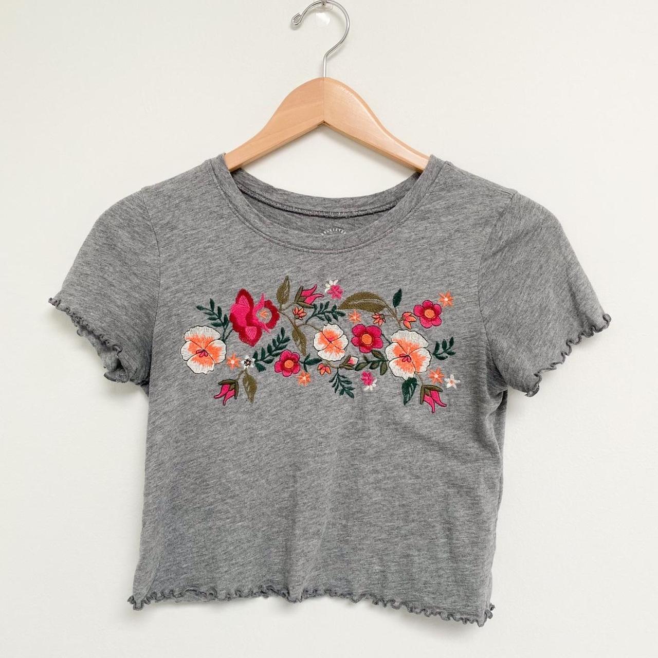 Hollister floral embroidered baby tee with