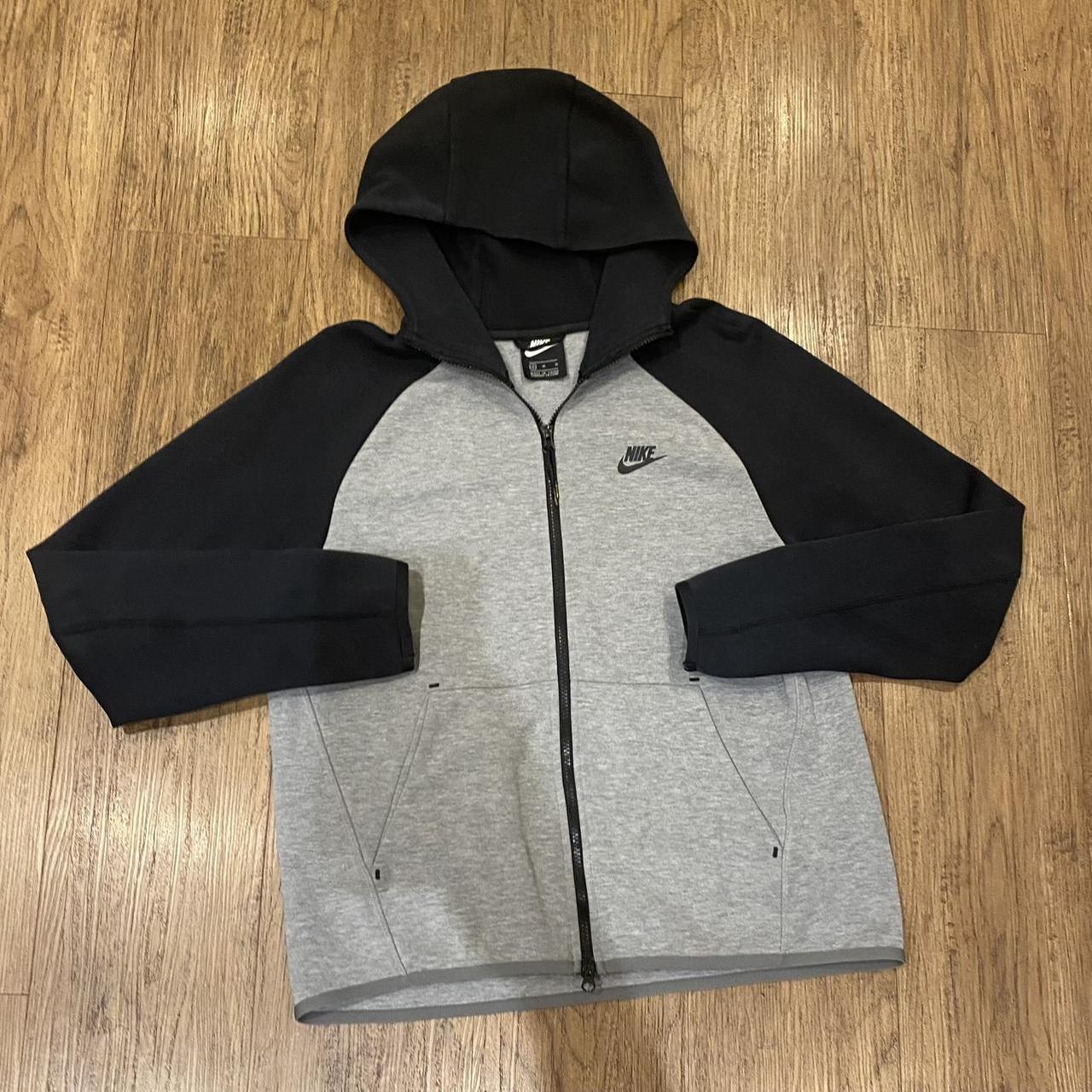 mens old nike tech fleece
