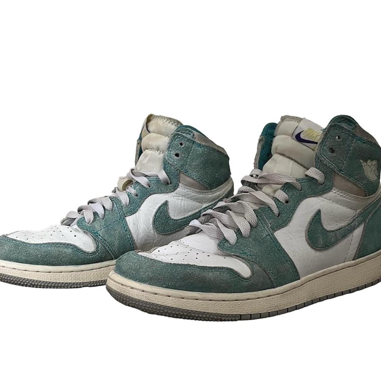 authentic air jordan retro high og Depop