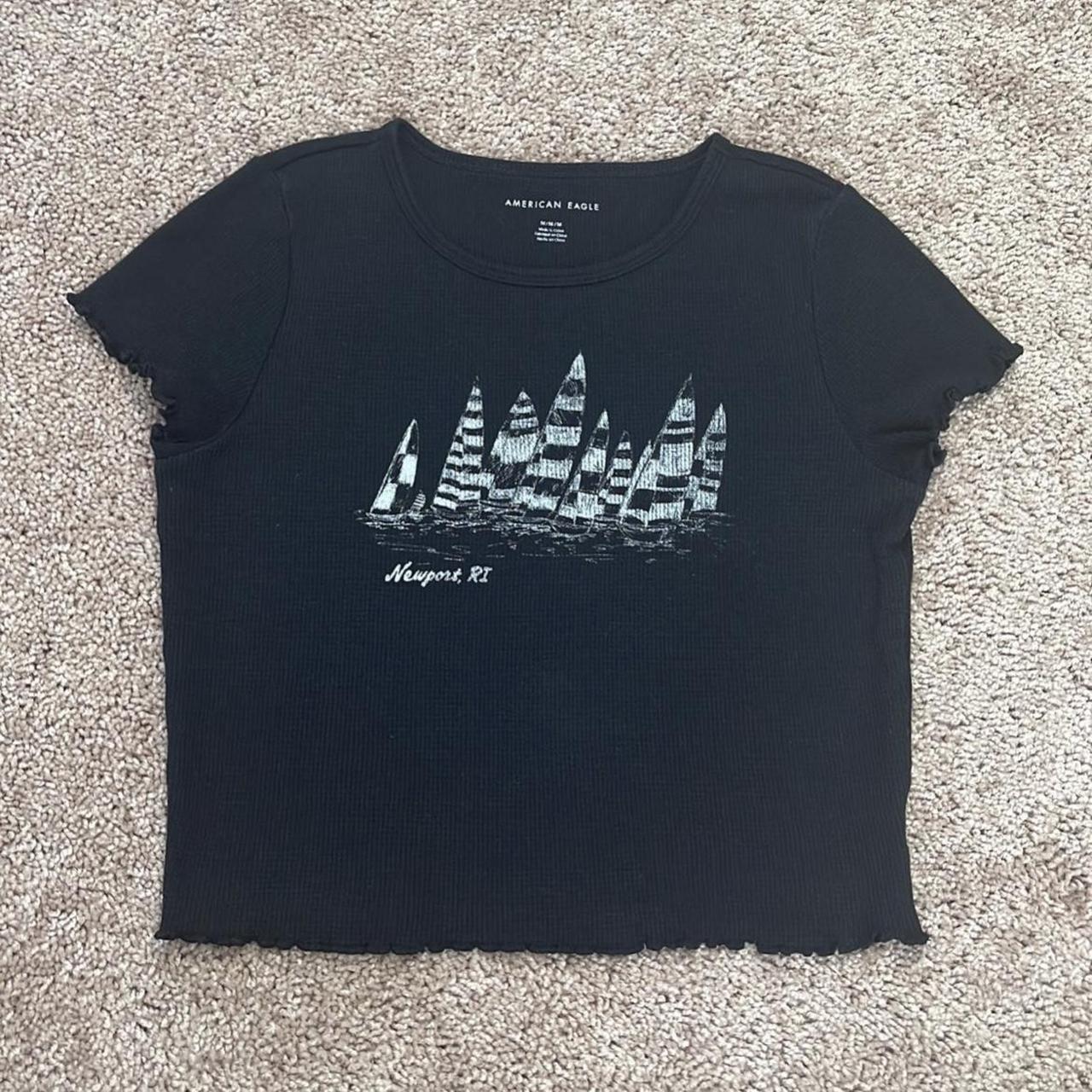 American Eagle Women's Black T-shirt | Depop