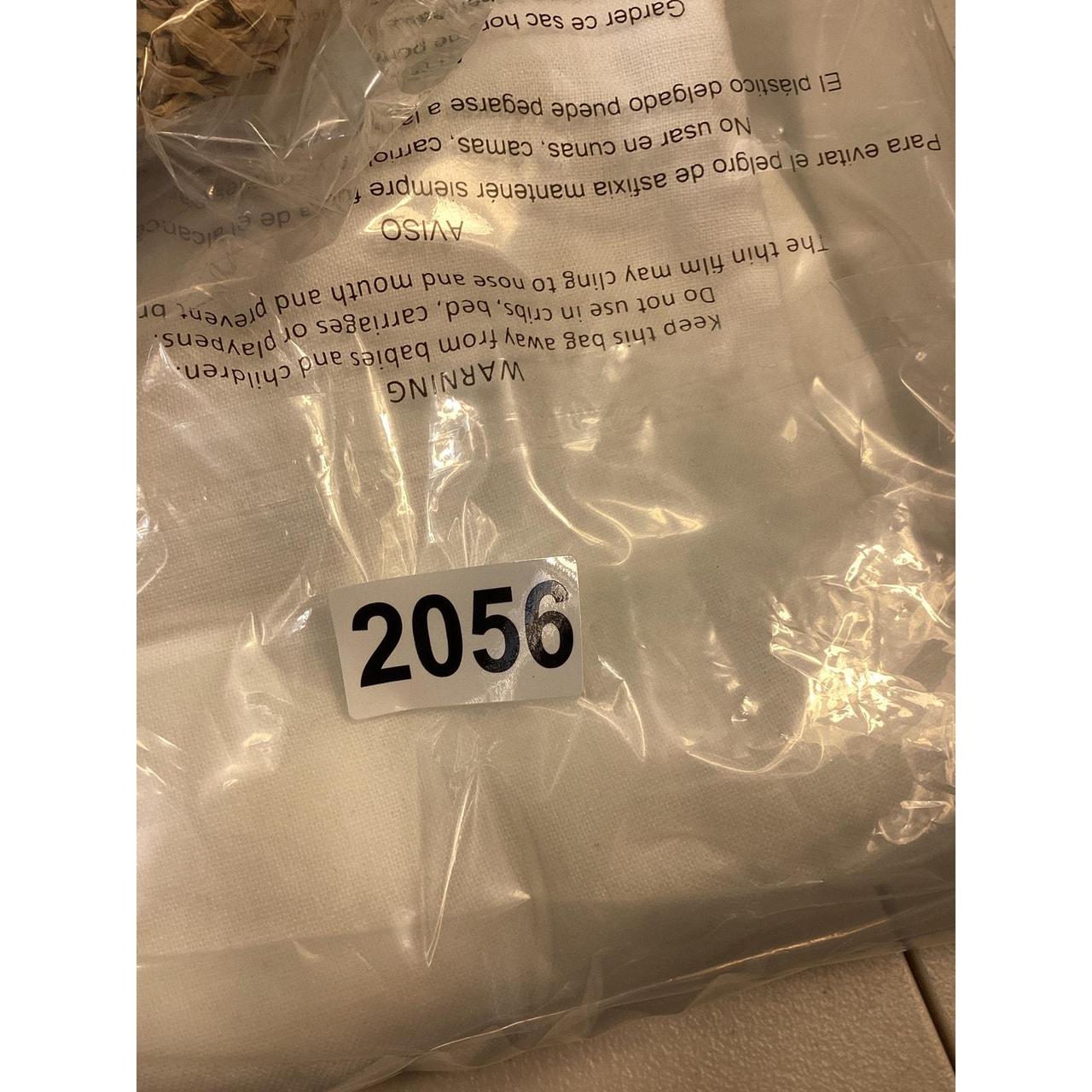 Source Unknown Women's Shorts - White - M – Aberc… - image 8