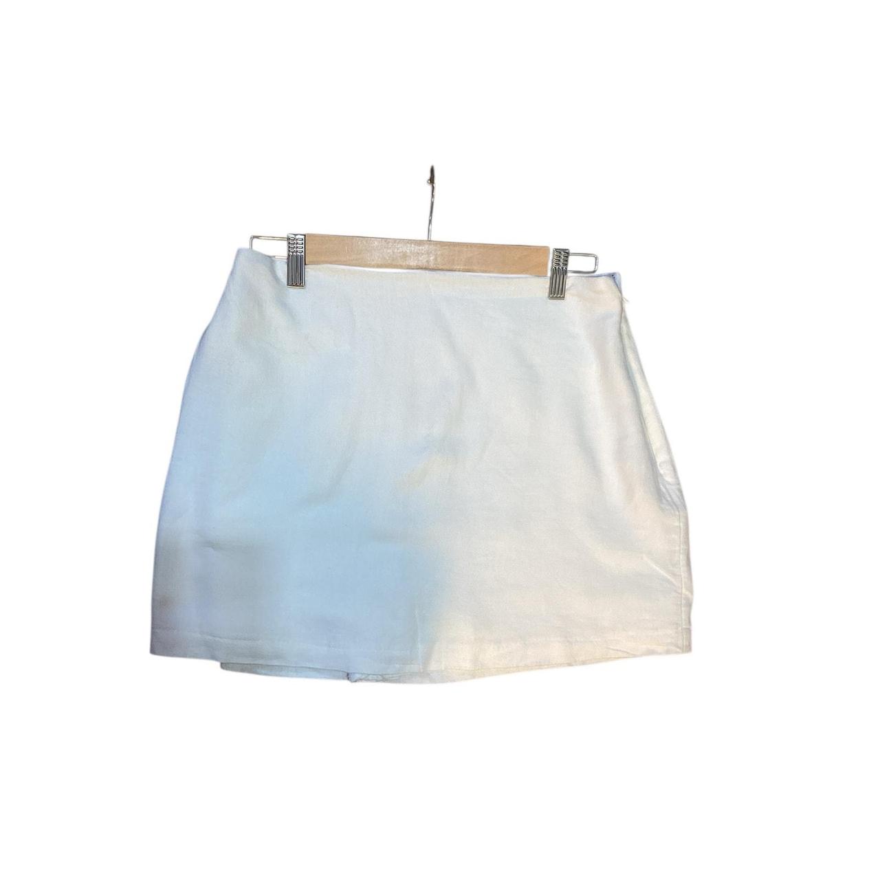 Source Unknown Women's Shorts - White - M – Aberc… - image 2