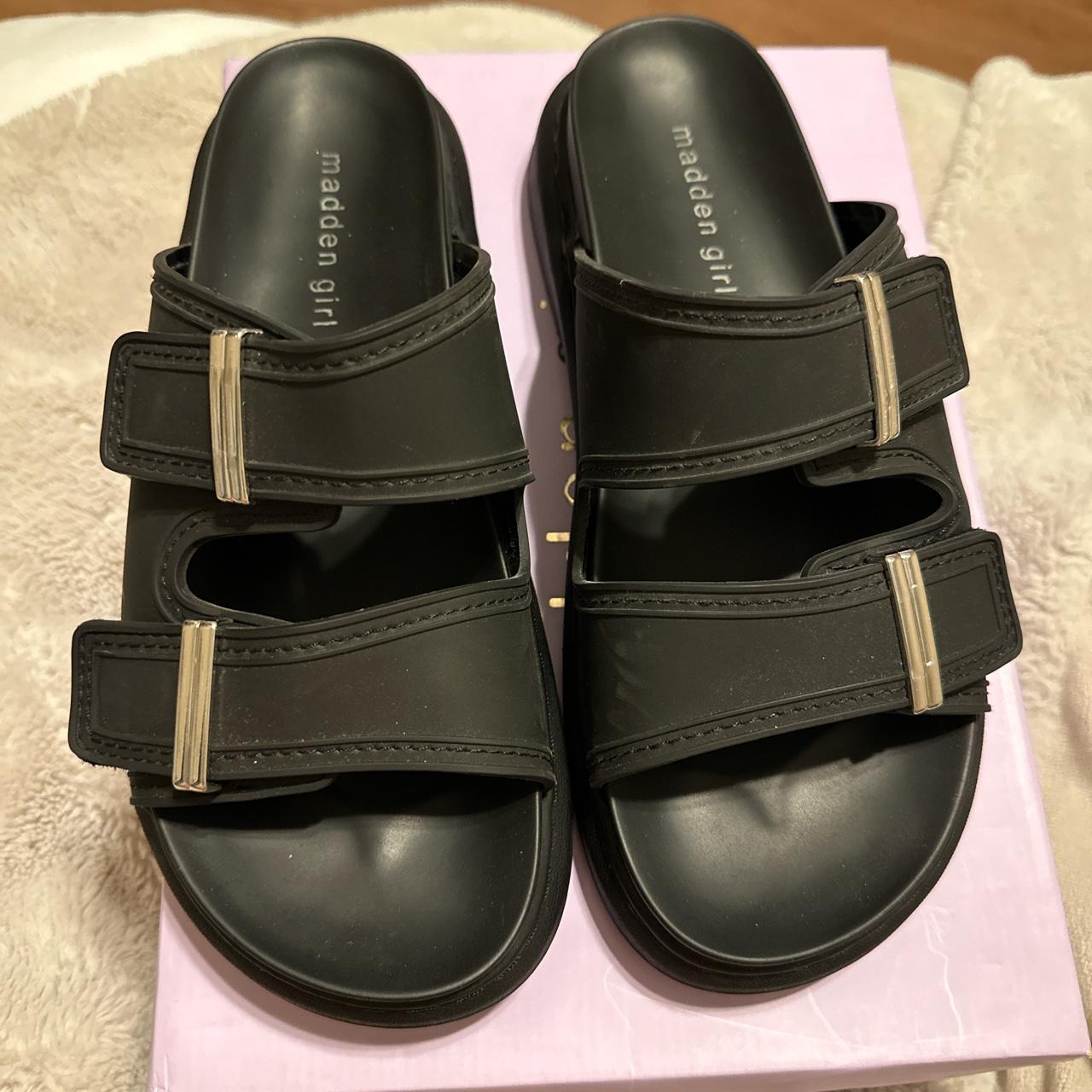 madden girl Kingsley black sandals super cute sort... Depop