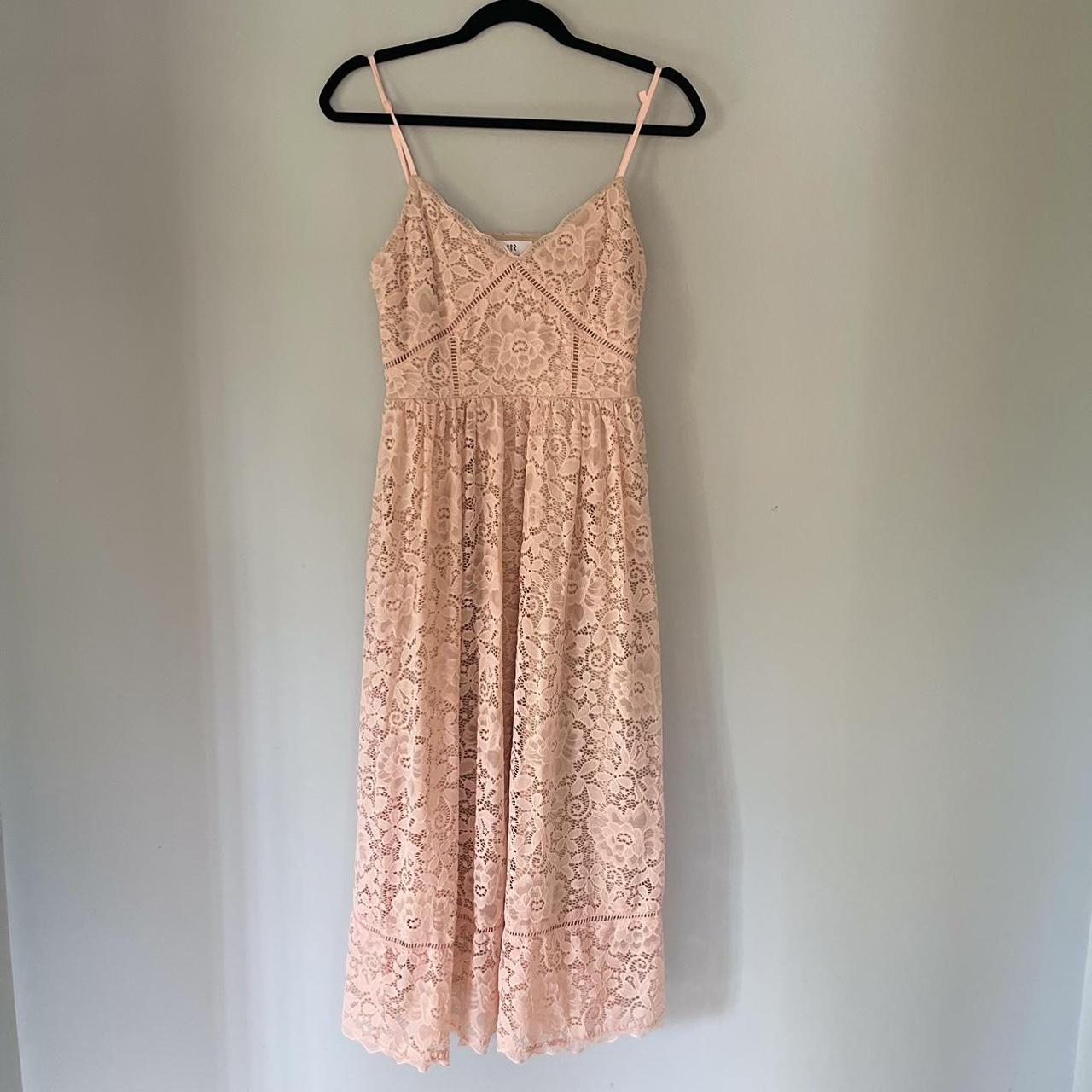 lace summer/spring maxi dress never worn but Depop
