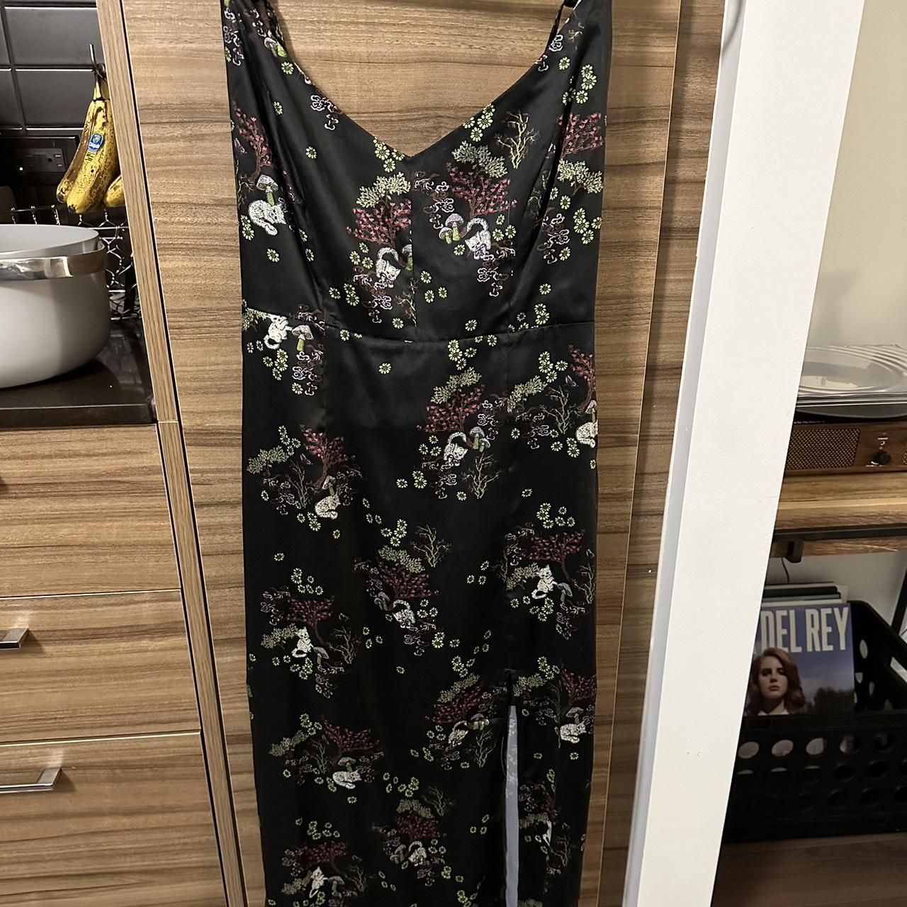 MIDI urban outfitters dress only worn once... - Depop