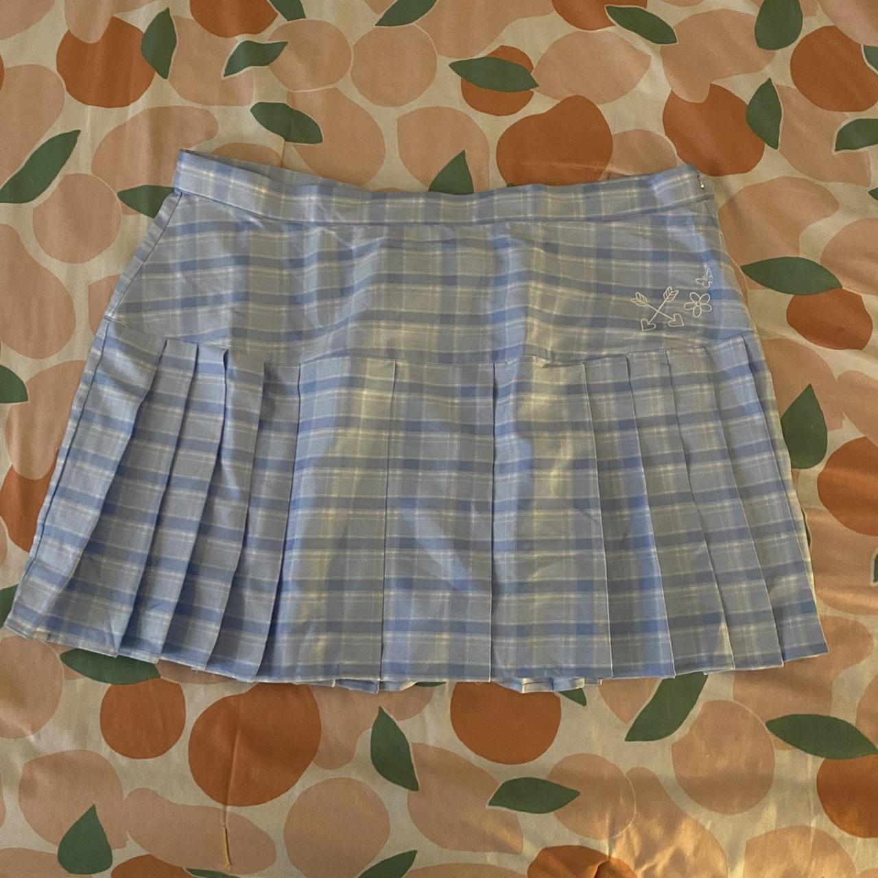 C’est D Women's Blue and White Skirt (2)