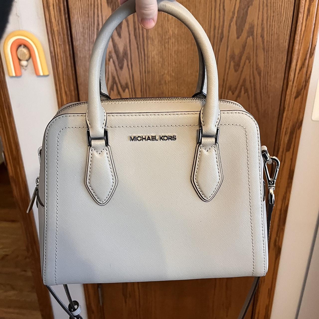 Amazon.com: Michael Kors Mirella East West Medium Tote Pearl Grey MK Multi  Signature Logo Print : Clothing, Shoes & Jewelry