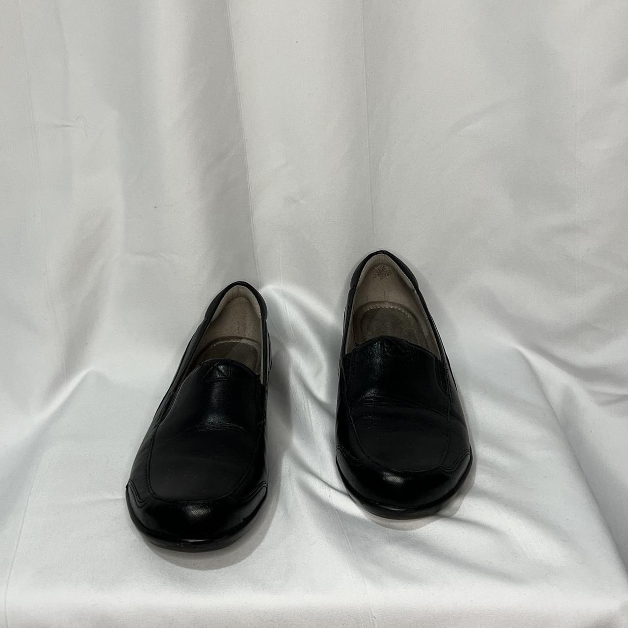 naturalizer black loafers