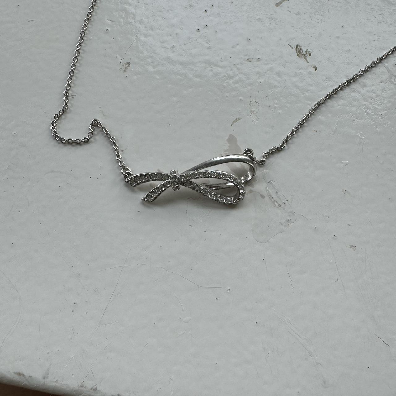 925 silver bow necklace - Depop