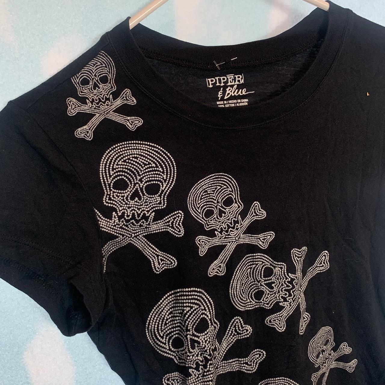 Early 2000s mall goth skull t-shirt! Marked a... - Depop