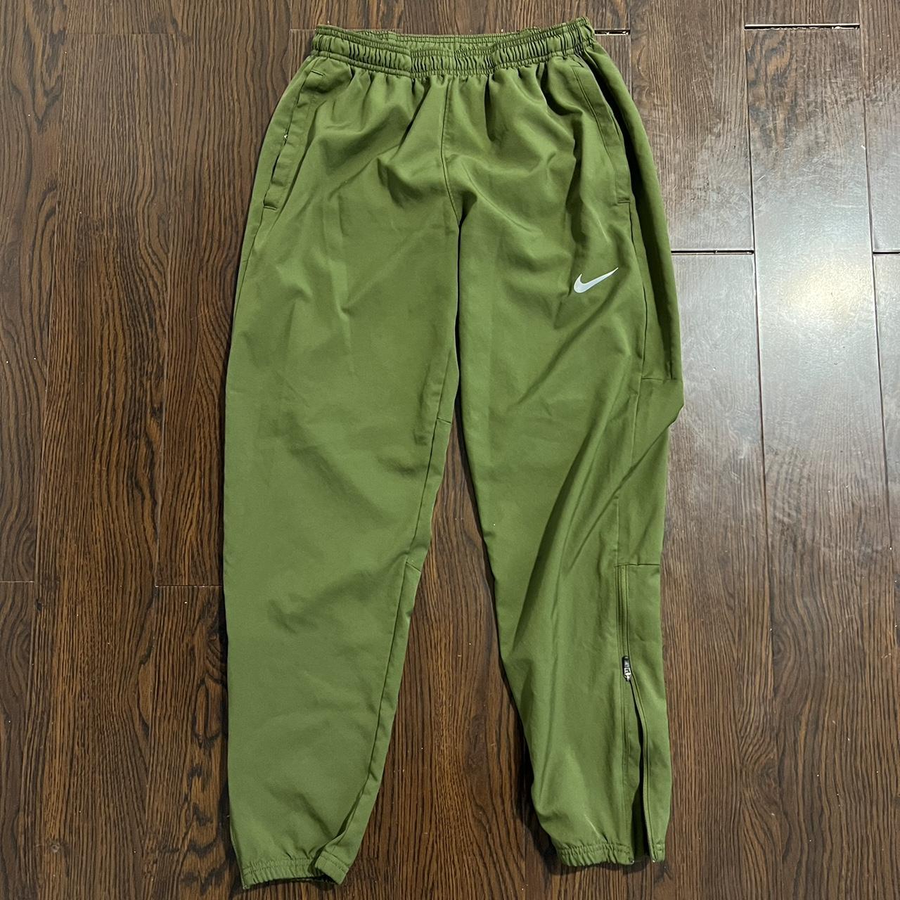 mens khaki nike joggers