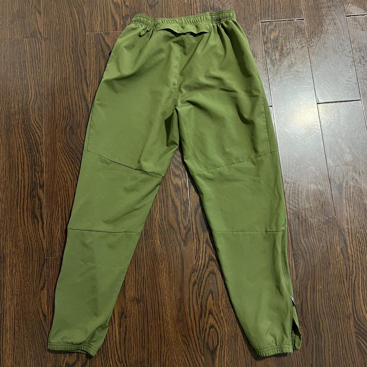 mens khaki nike joggers