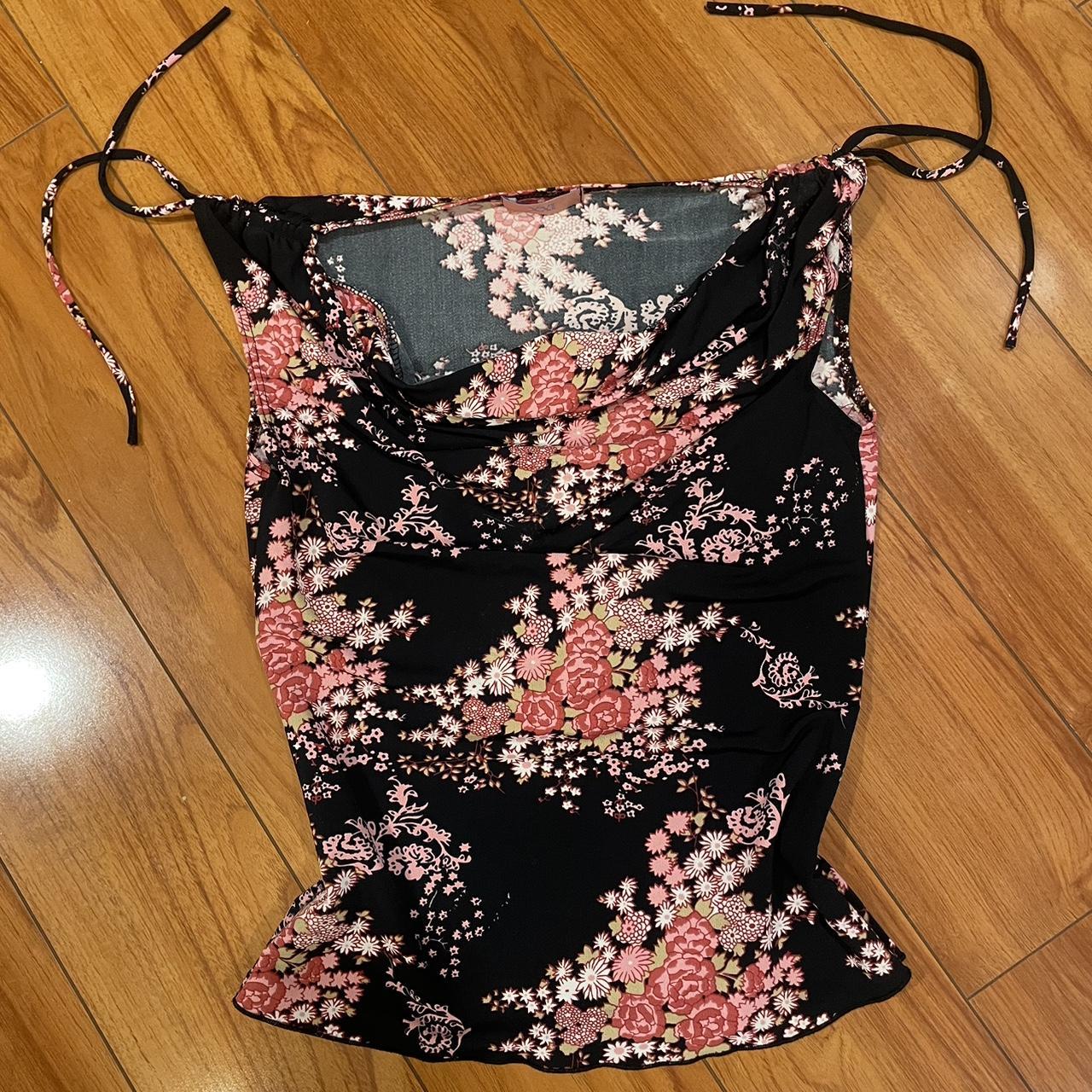 item listed by mikaylathriftsshop