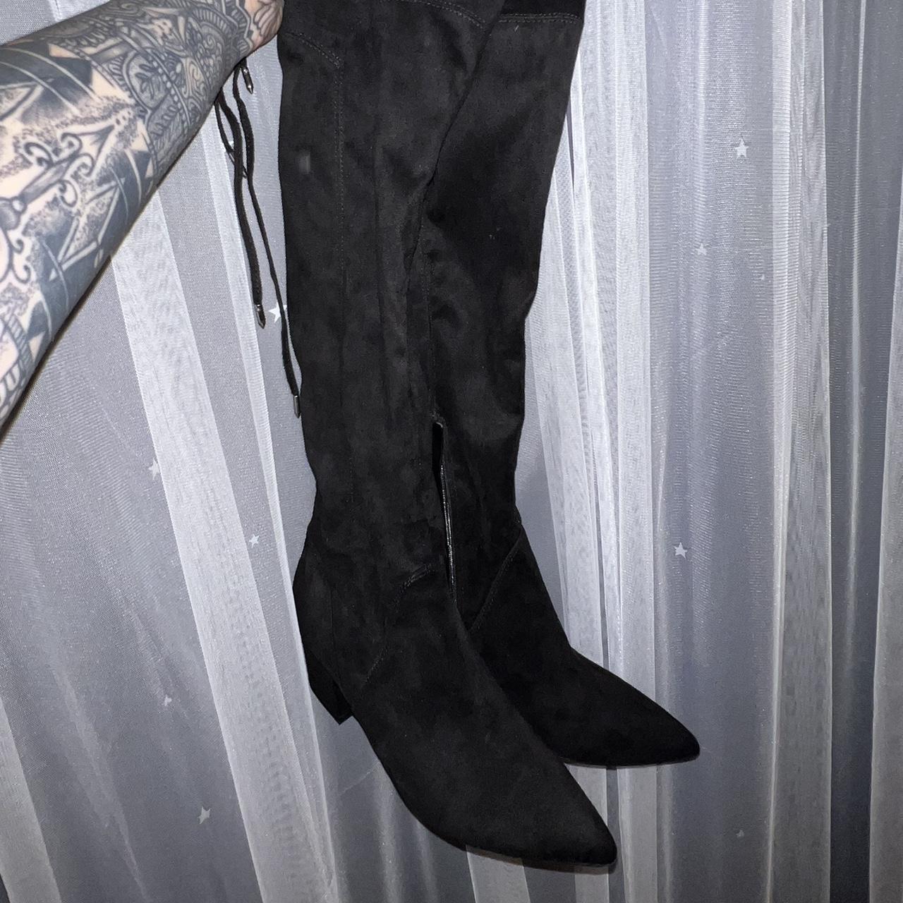 Marc fisher outlet velvet boots