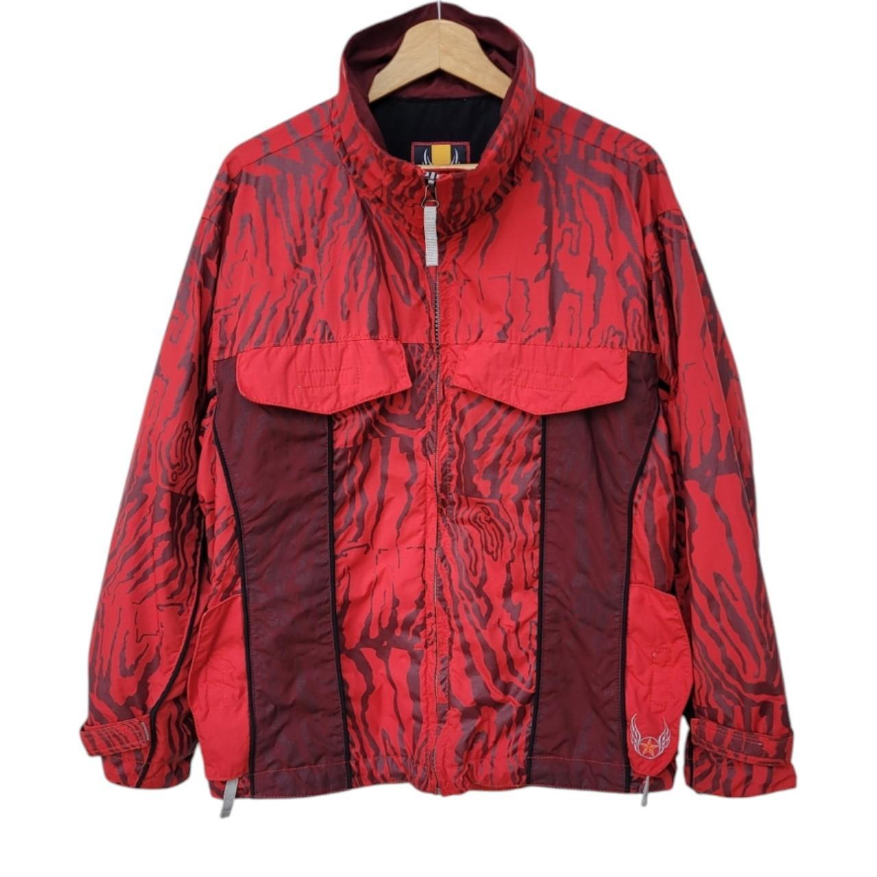 item listed by lockdownvintage
