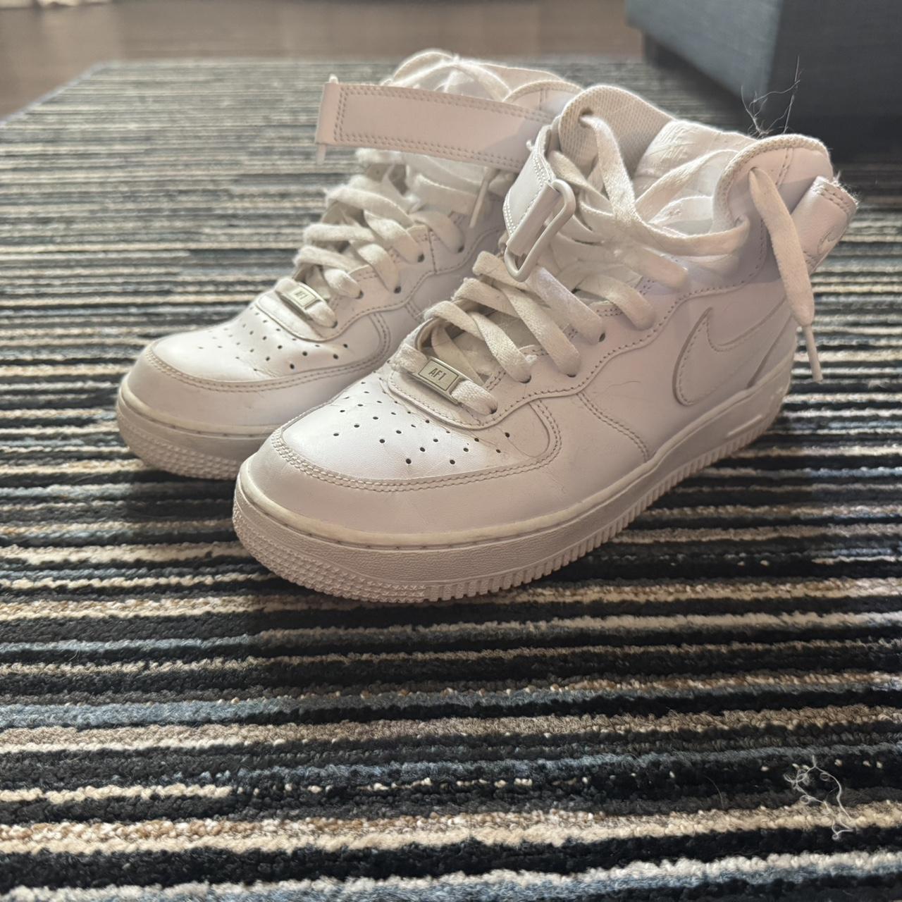 white air forces size 7.5