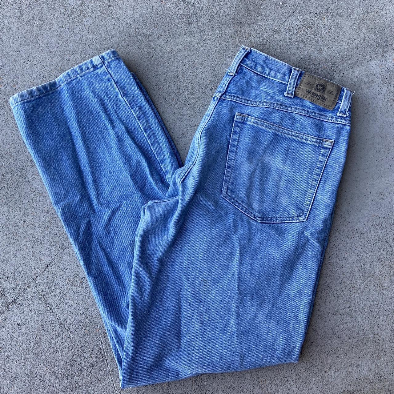 Wrangler Denim Jeans - measurements 34x30 All... - Depop