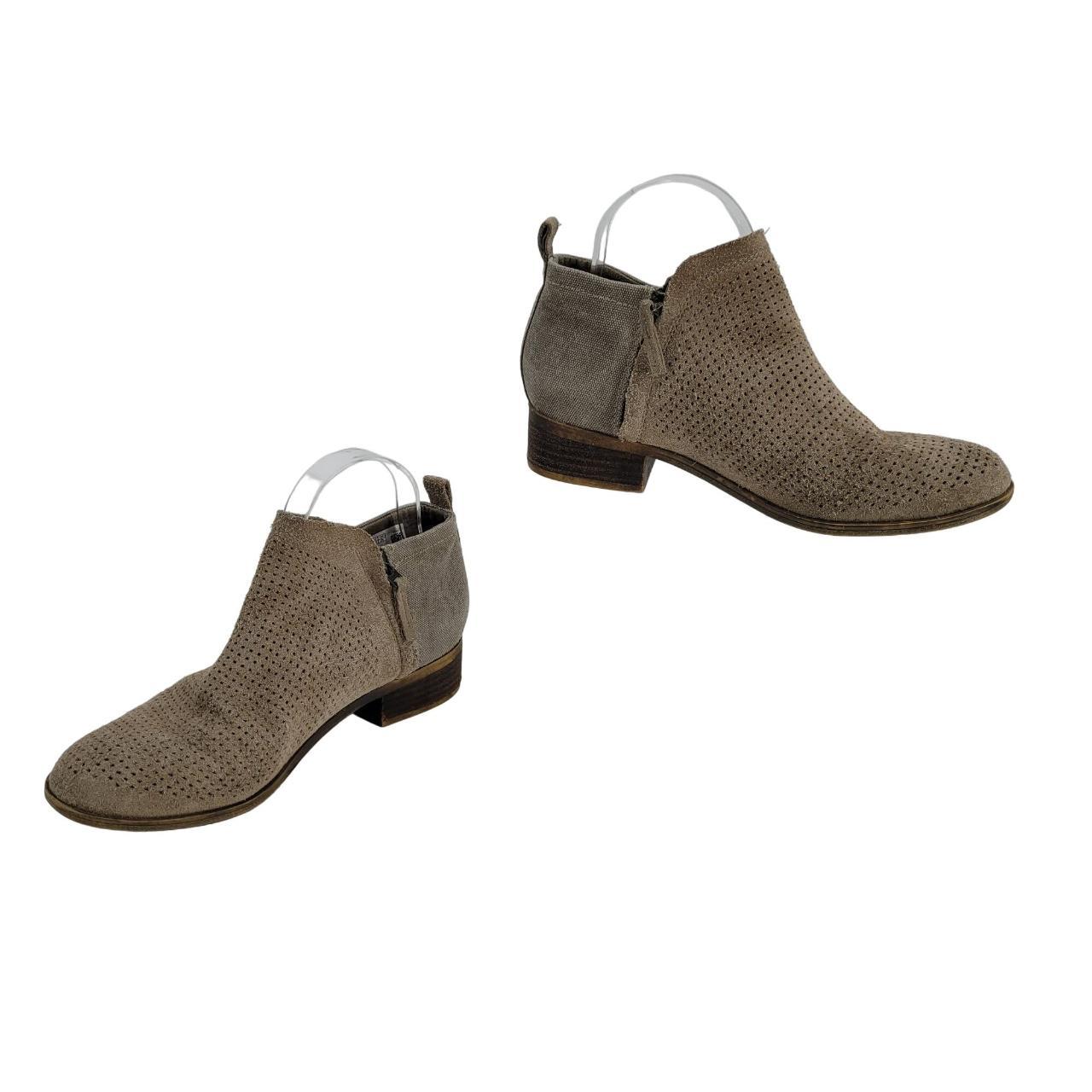 Toms deia store perforated suede boot