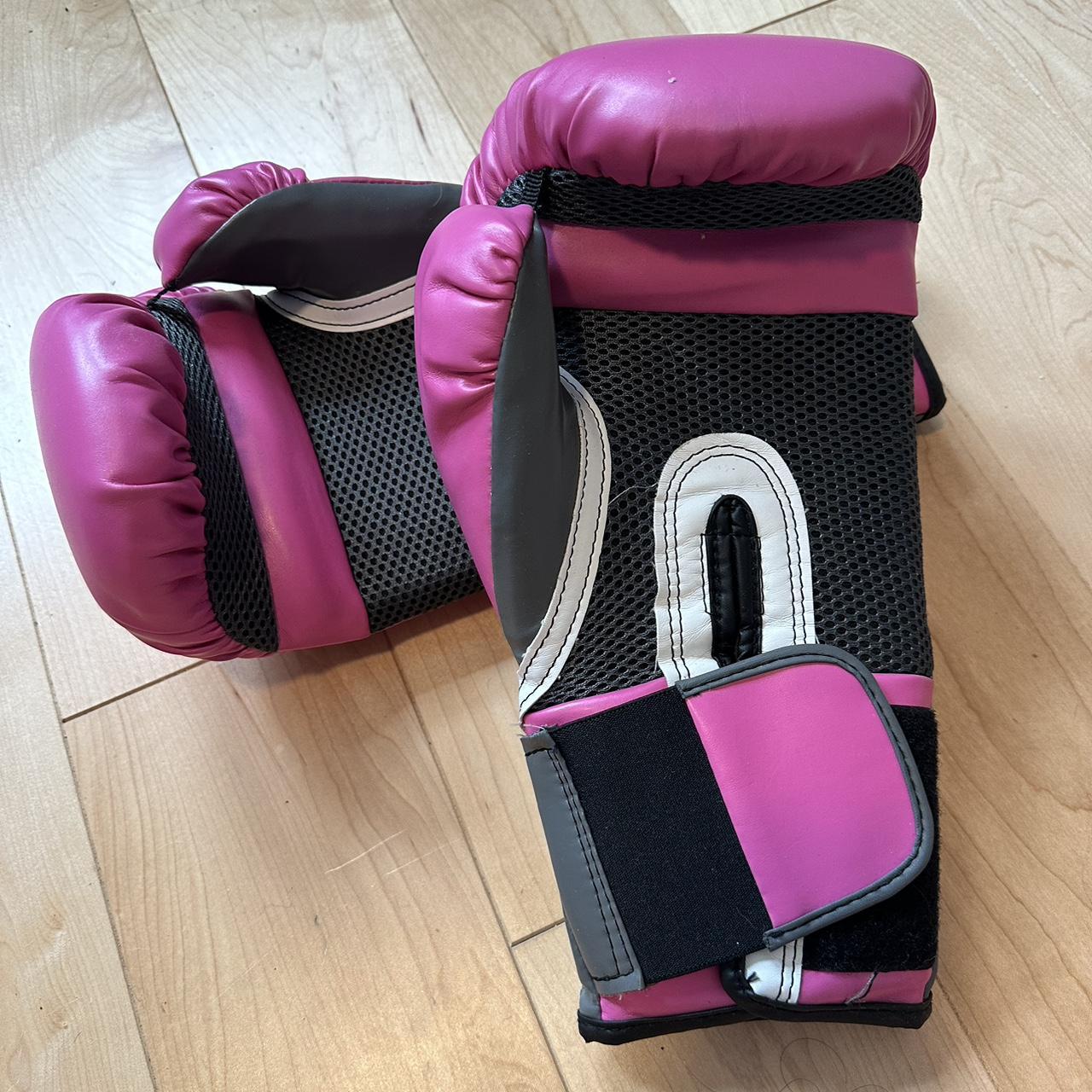 Pink Everlast Boxing Gloves worn once Depop