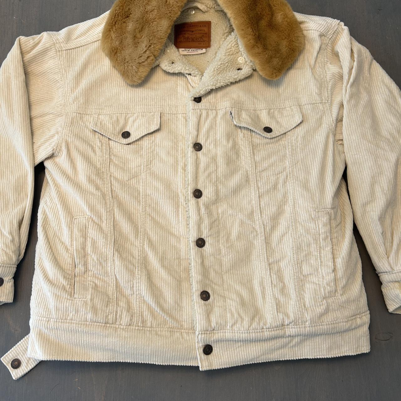 item listed by jaxymillions