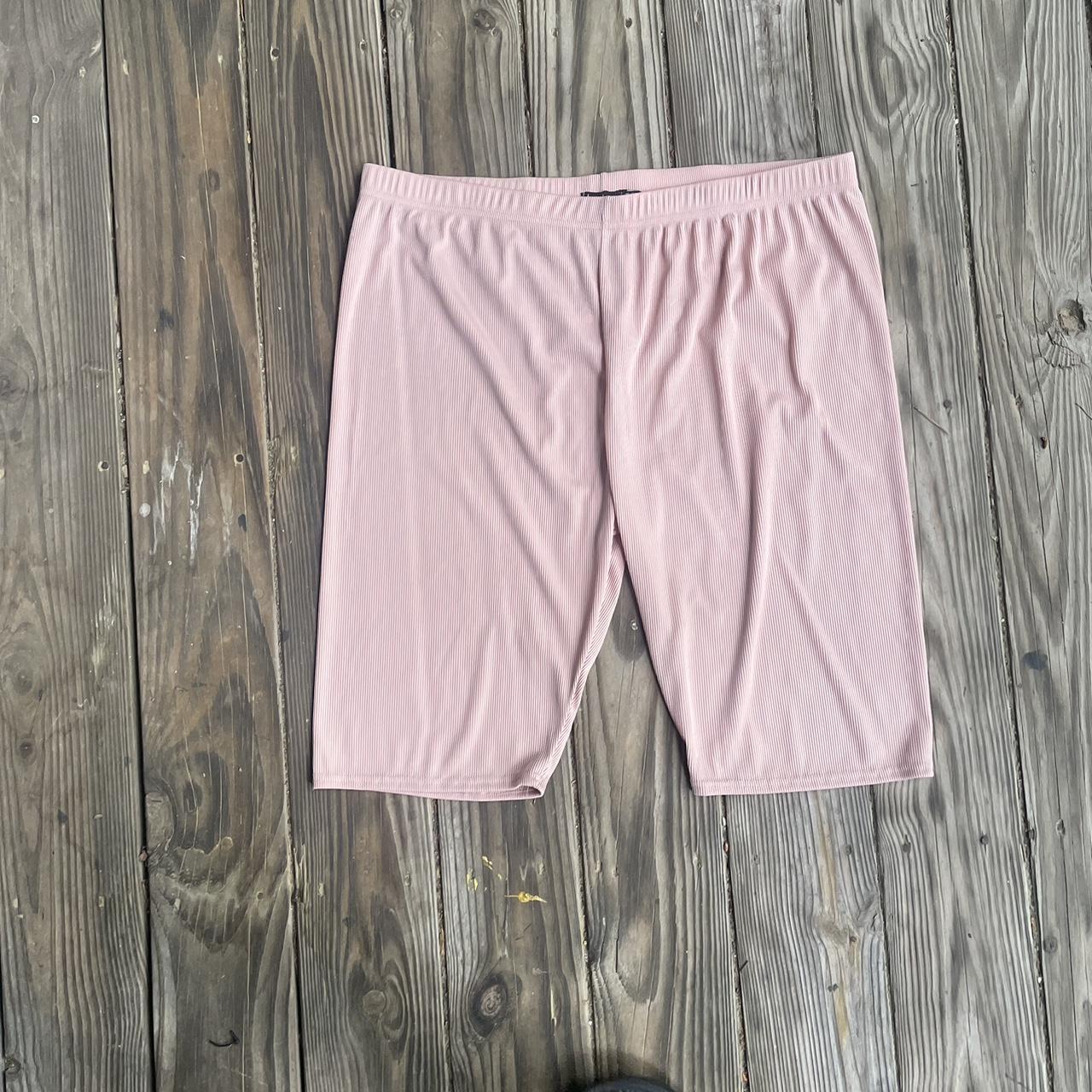 Boohoo Plus Women's Pink Shorts (4)