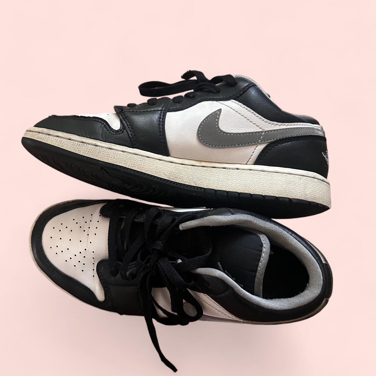 item listed by itz3lvx