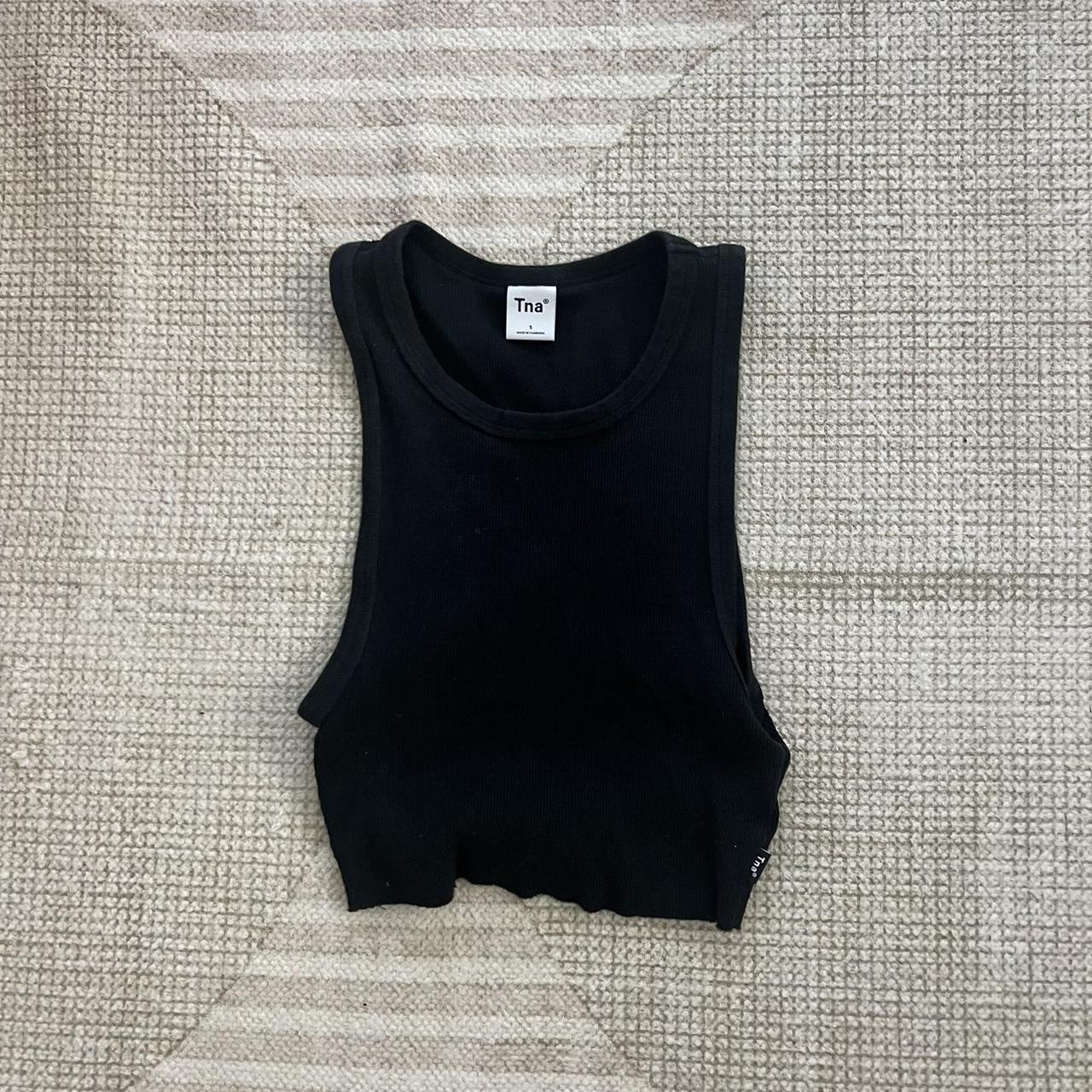 Aritzia Women's Black Crop-top | Depop