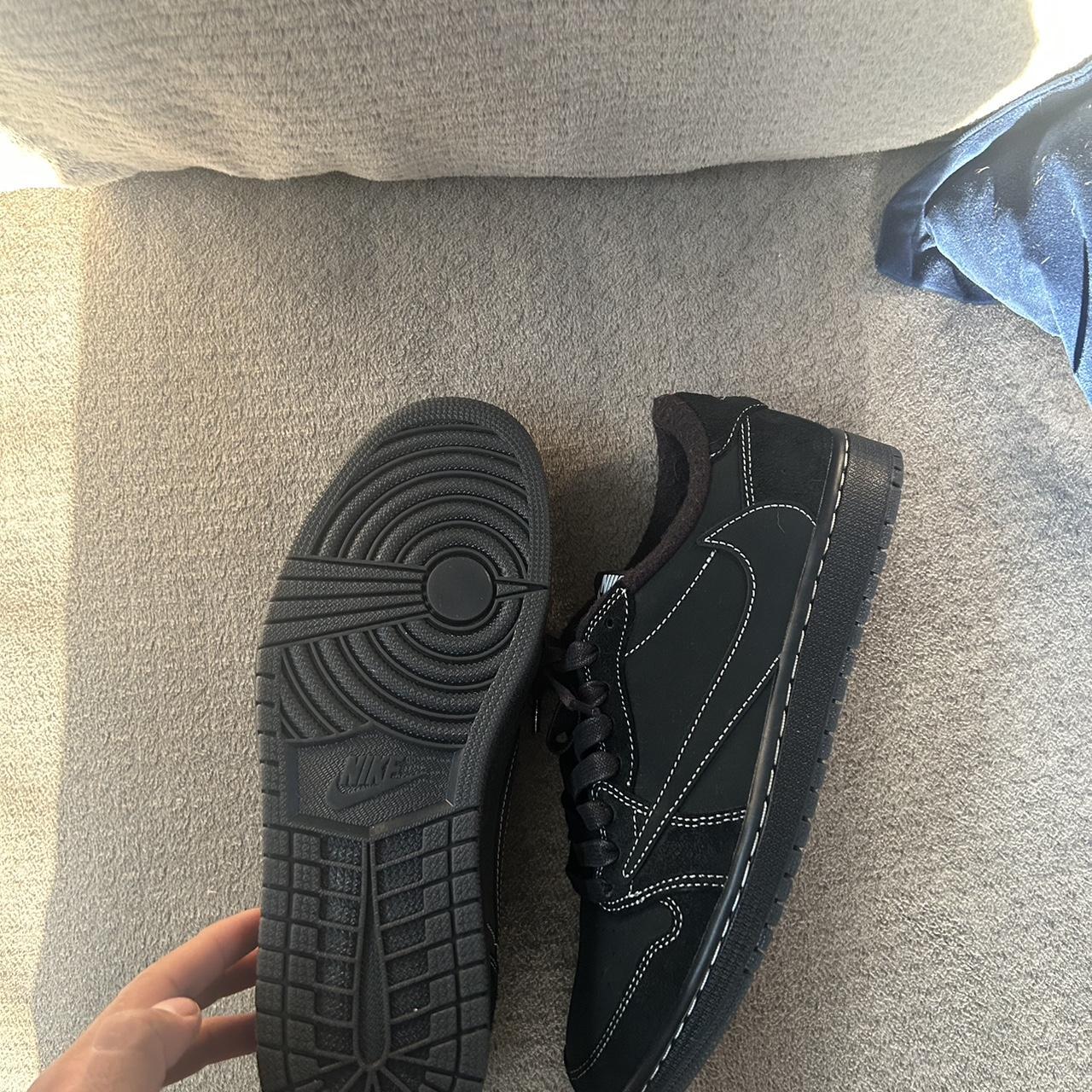 travis scott jordan 1 low size 10